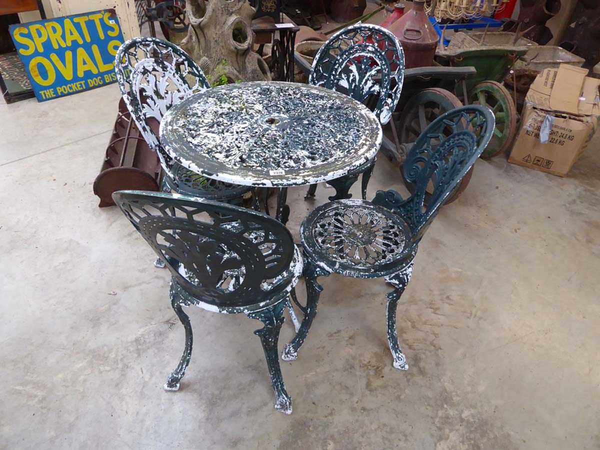 Aluminium 5 piece garden set comprising 4 chairs and circular table