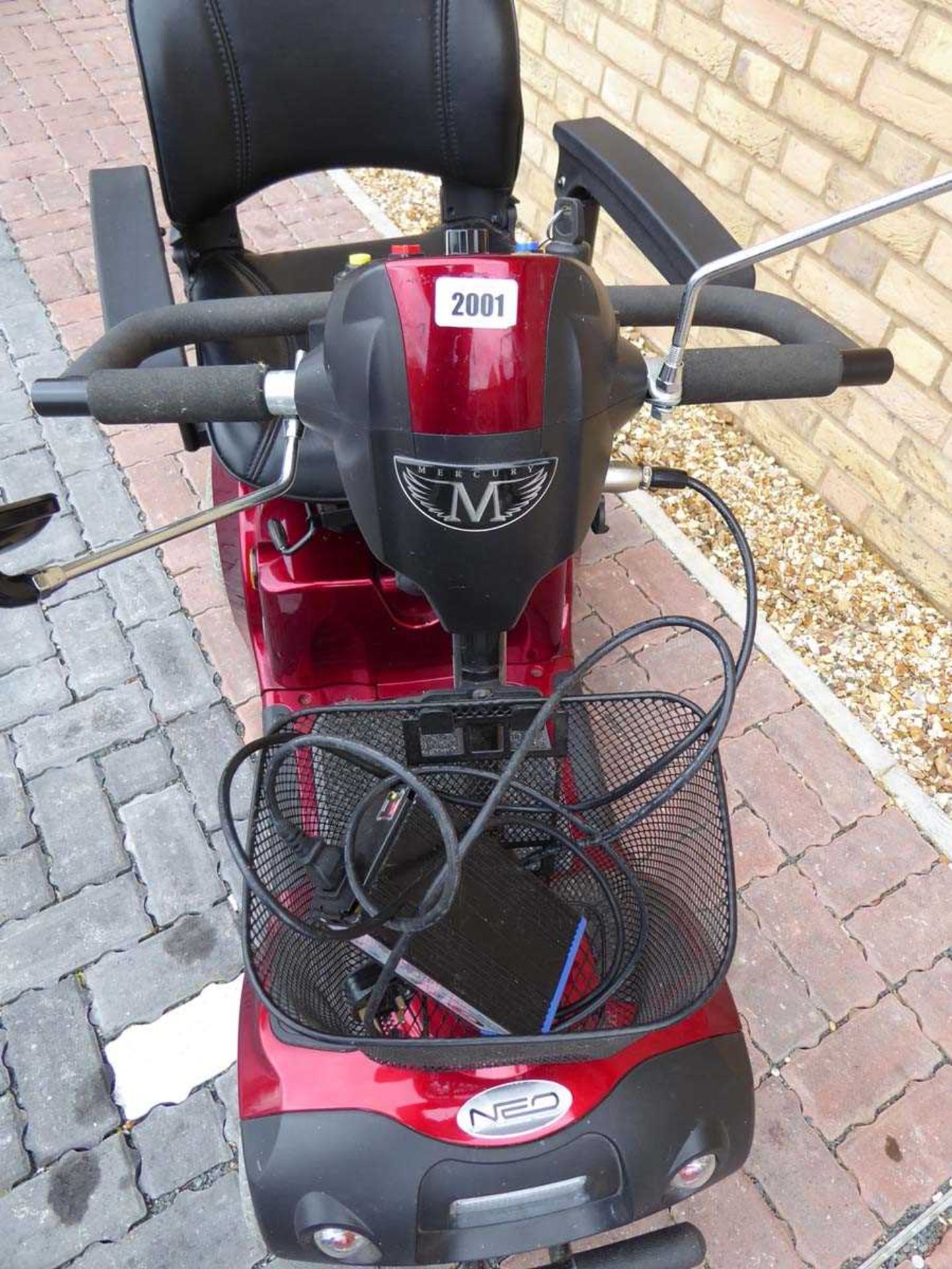 Mercury Neo 4 wheel mobility scooter with key and charger - Bild 2 aus 7