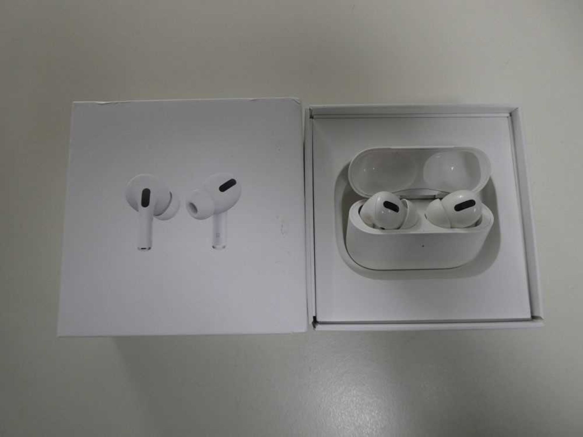 +VAT Apple AirPods Pro, boxed with Wireless charging case, no cable, MWP22ZM/A