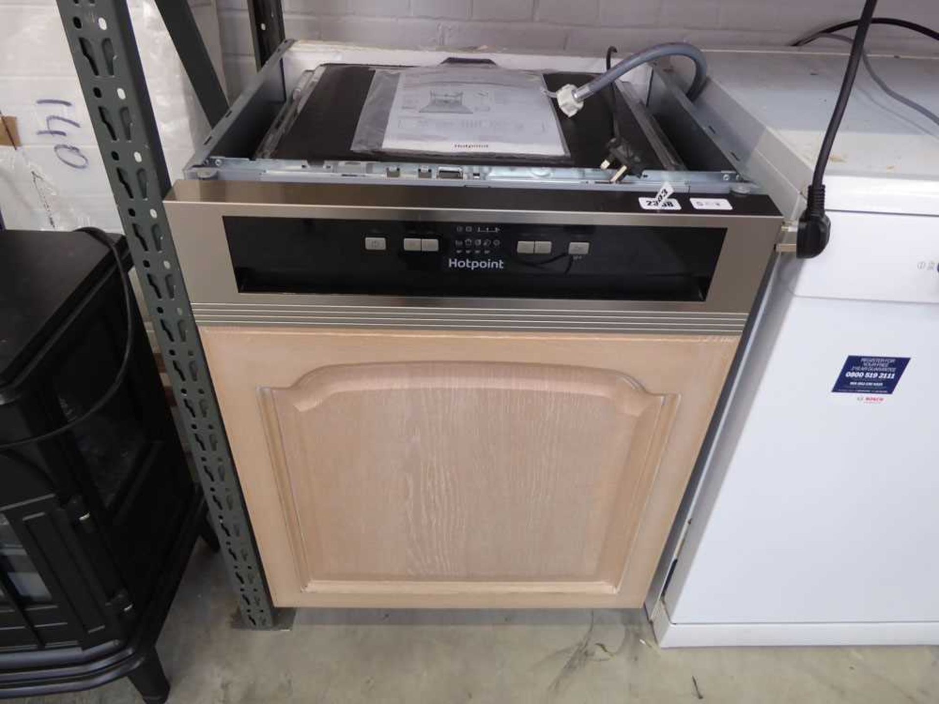 Hotpoint integrated dish washer