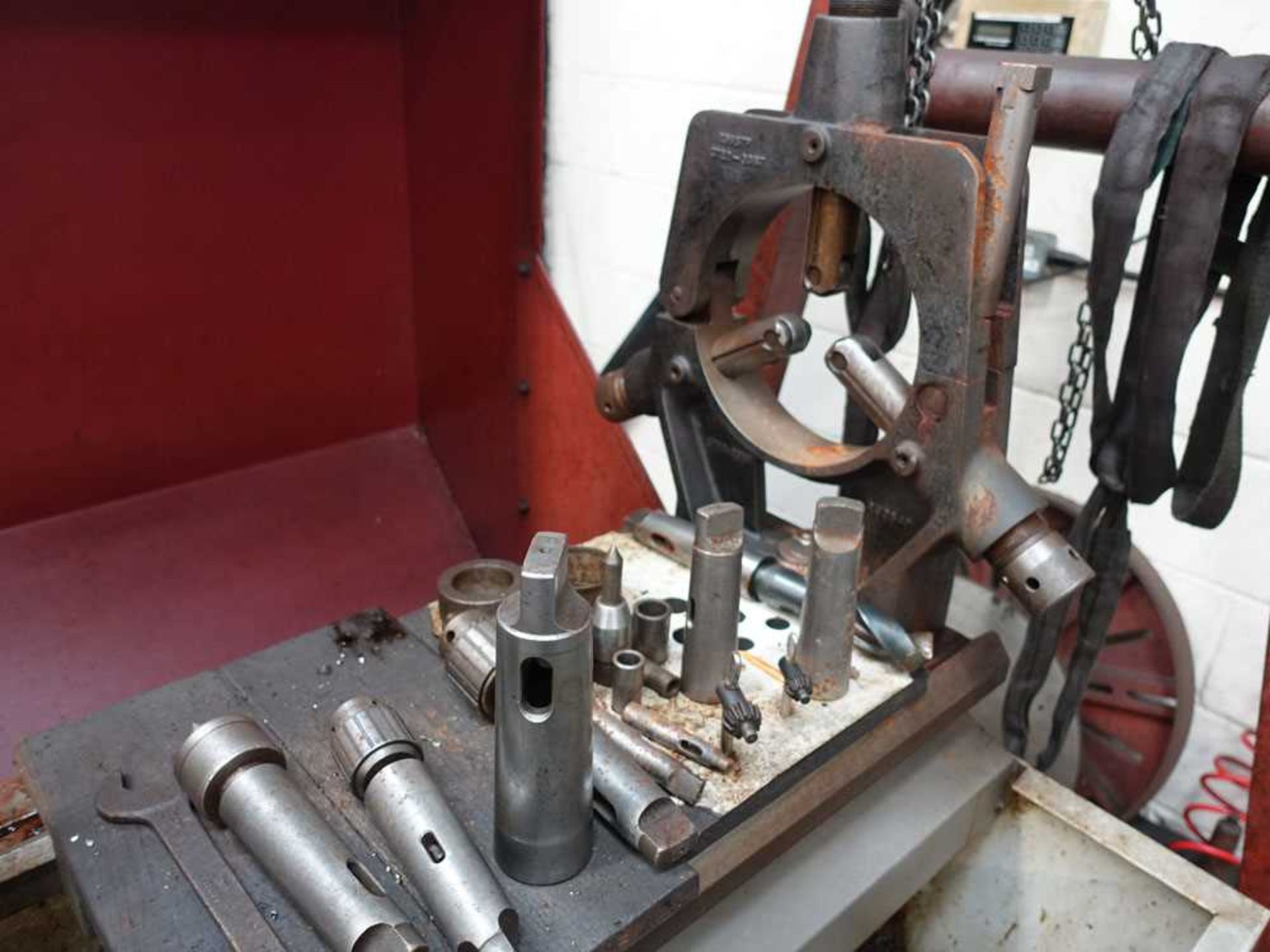Harrison Alpha 550 CNC lathe, year 1996, serial no: A50140 with 2 x 3 jaw and 1 x 4 jaw chuck, - Image 6 of 10