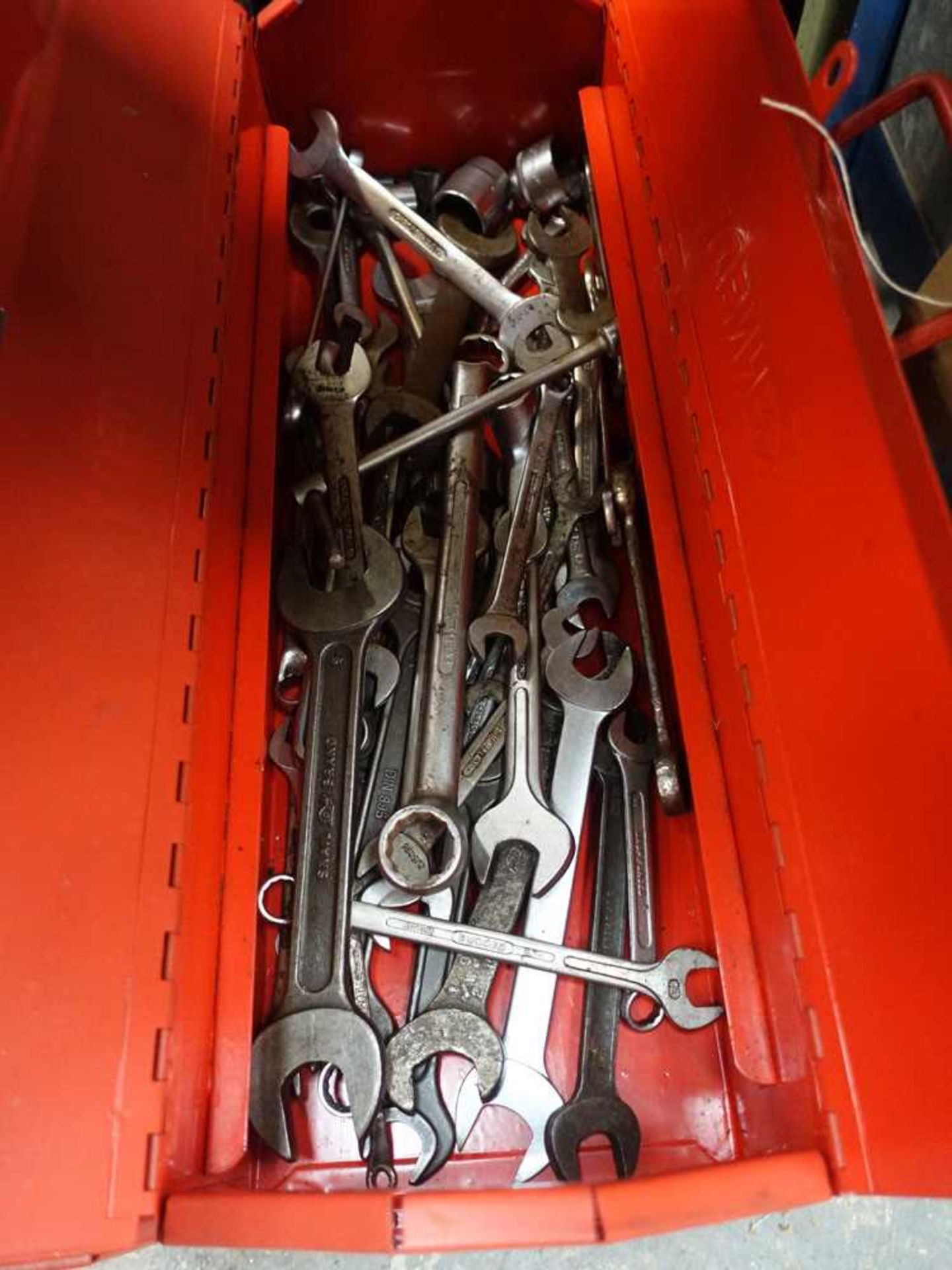 2 red Kennedy toolboxes with contents of tooling - Image 5 of 5