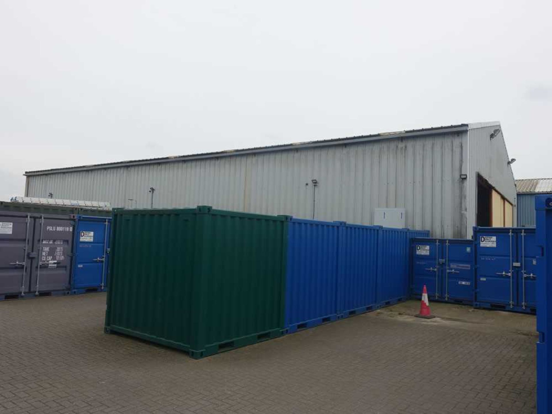 +VAT Clearspan steel framed building with Kingspan roof and cladding panels. One sixth of the - Image 17 of 18