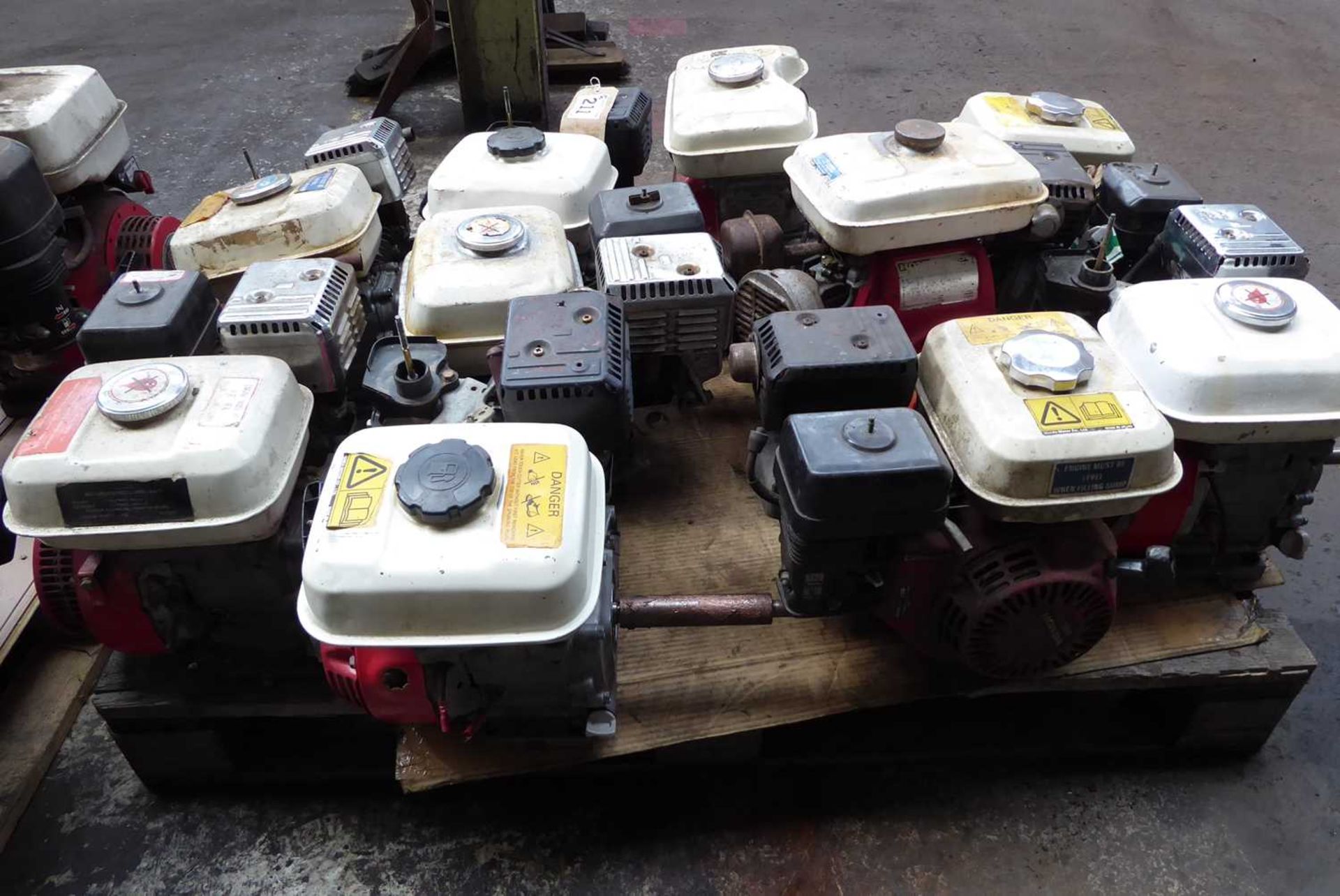 +VAT 10 various mower petrol engines - Image 3 of 3