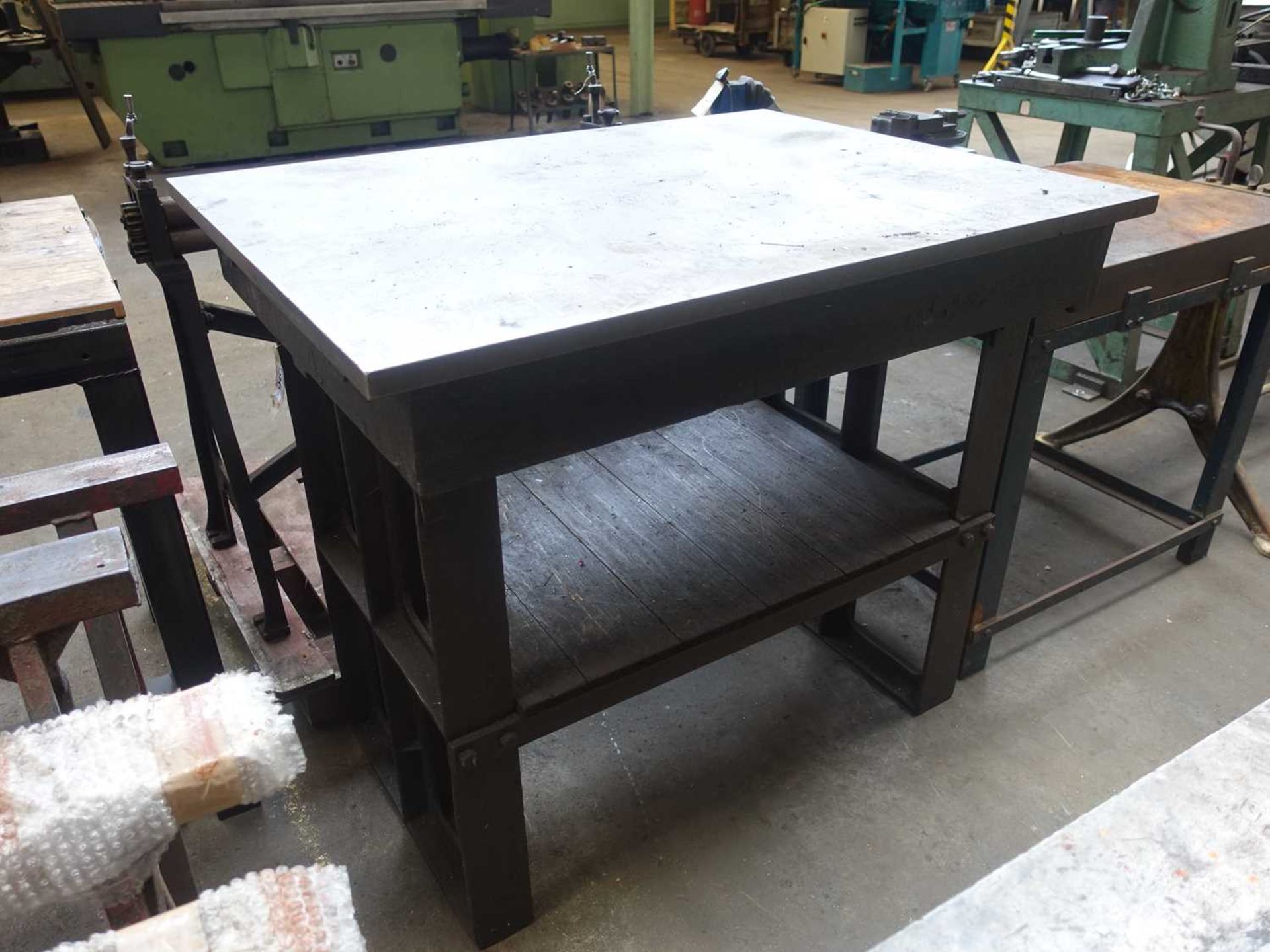 +VAT 36" x 38" heavy surface table on stand - Image 3 of 3