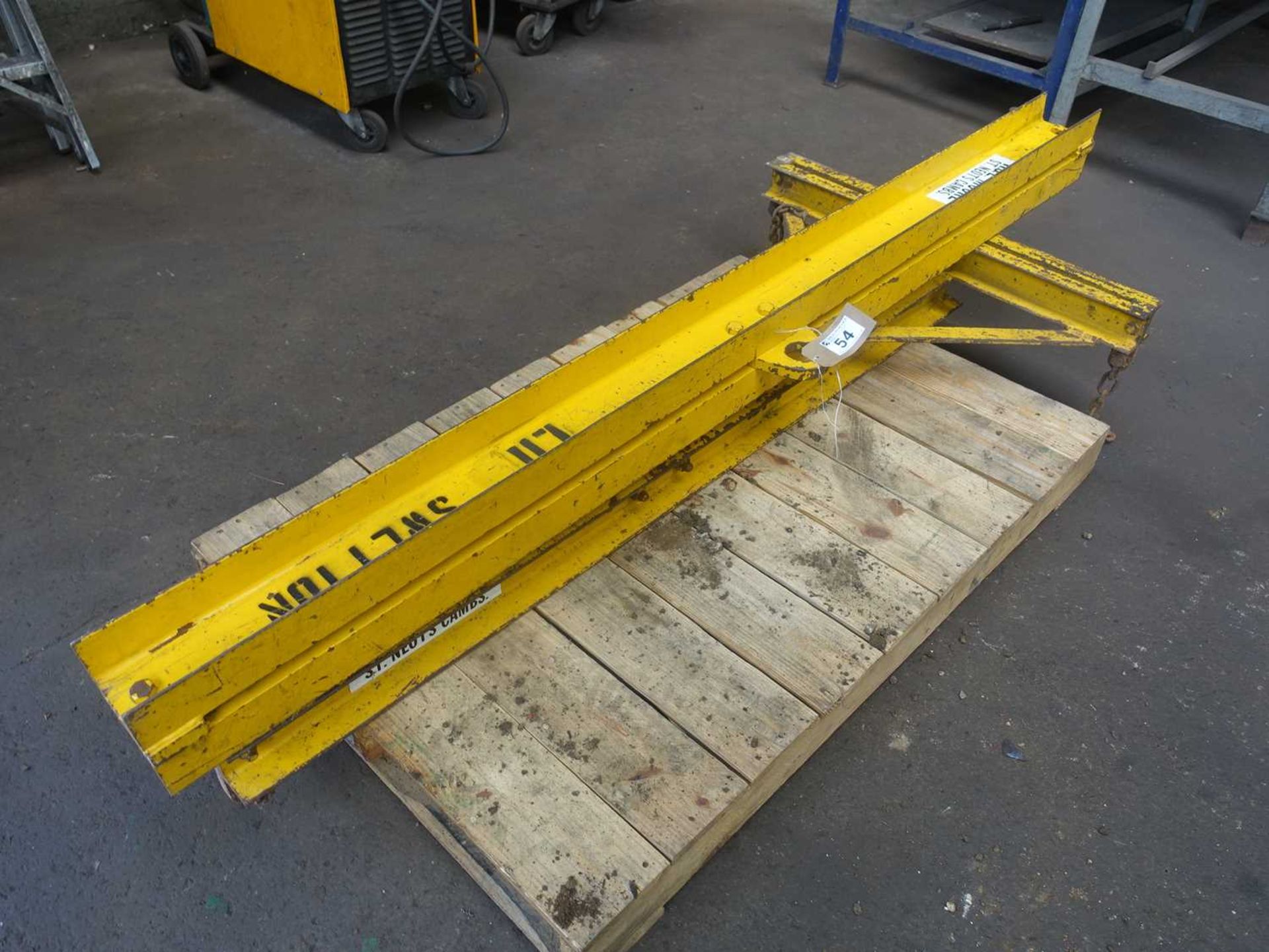 +VAT W&D Moore 1 tonne lifting cradle (2 sections)