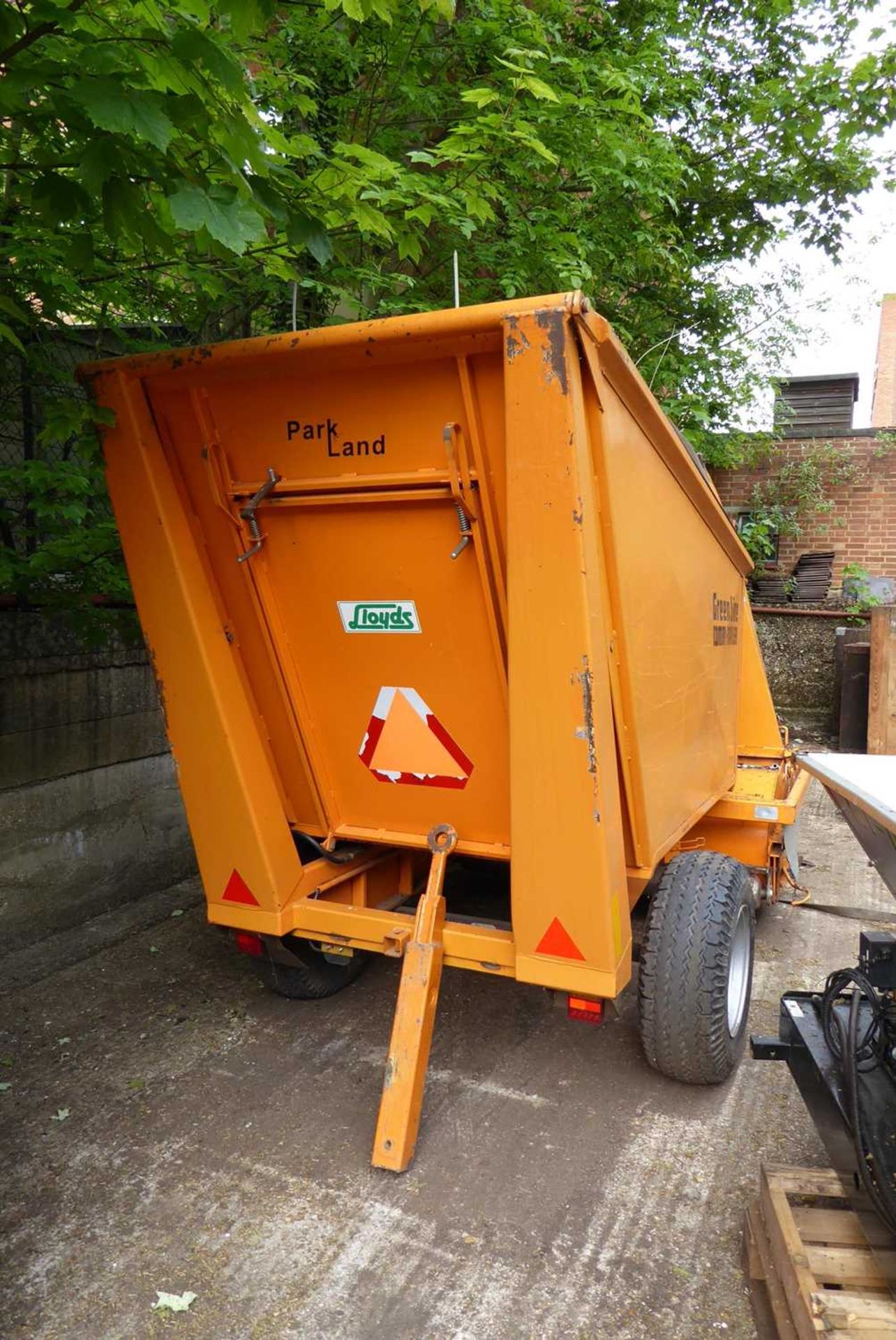 +VAT Parkland Greenline Combi-Trailer flail mower together with collector, mounted on single axle, - Image 4 of 5