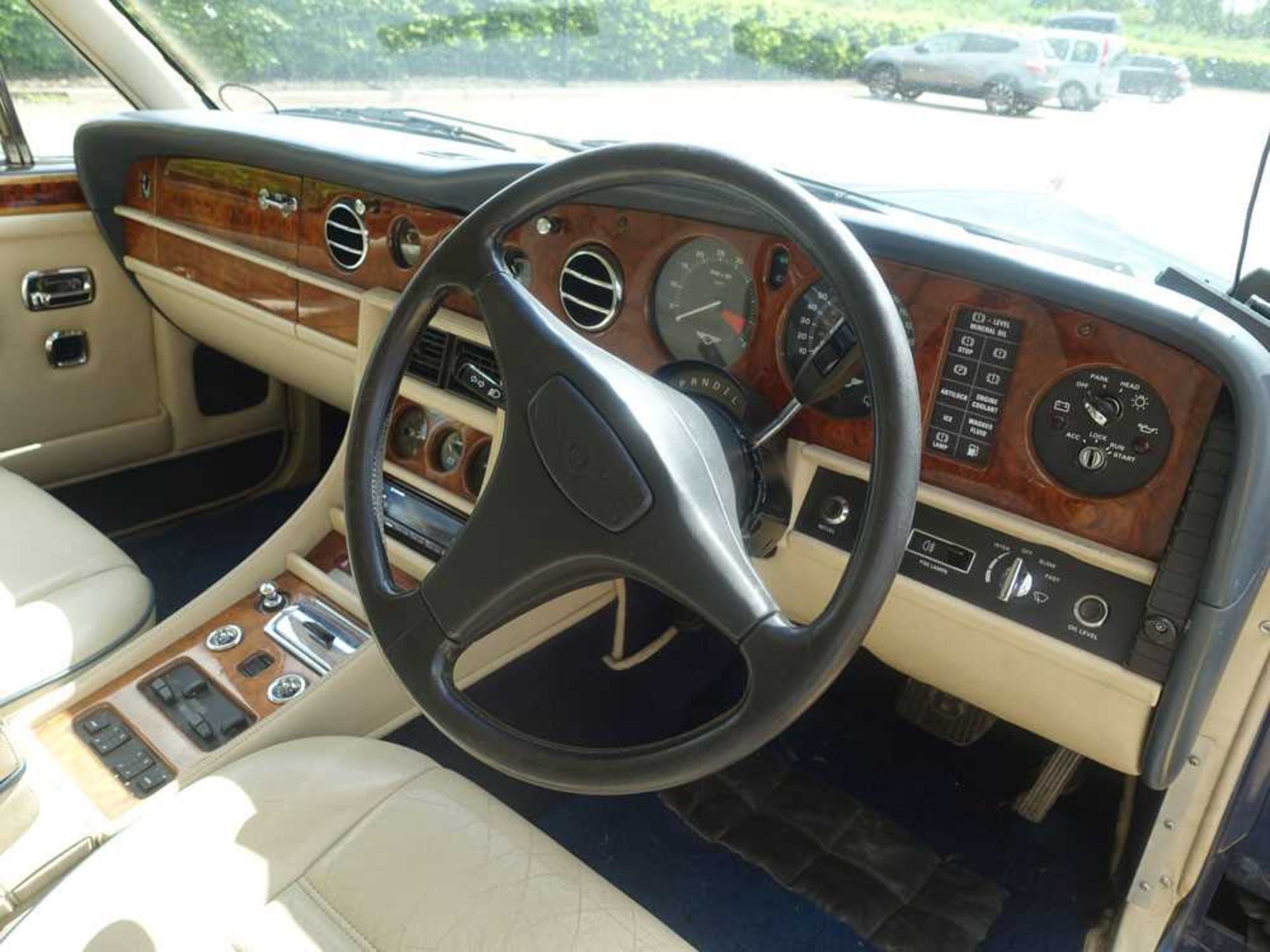 1989 (F registration) Bentley Turbo R 6750cc V8 automatic 4 door saloon in blue, registration F429 - Image 12 of 20