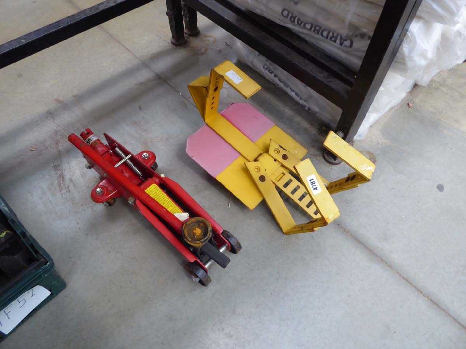 Small trolley jack and a wheel clamp