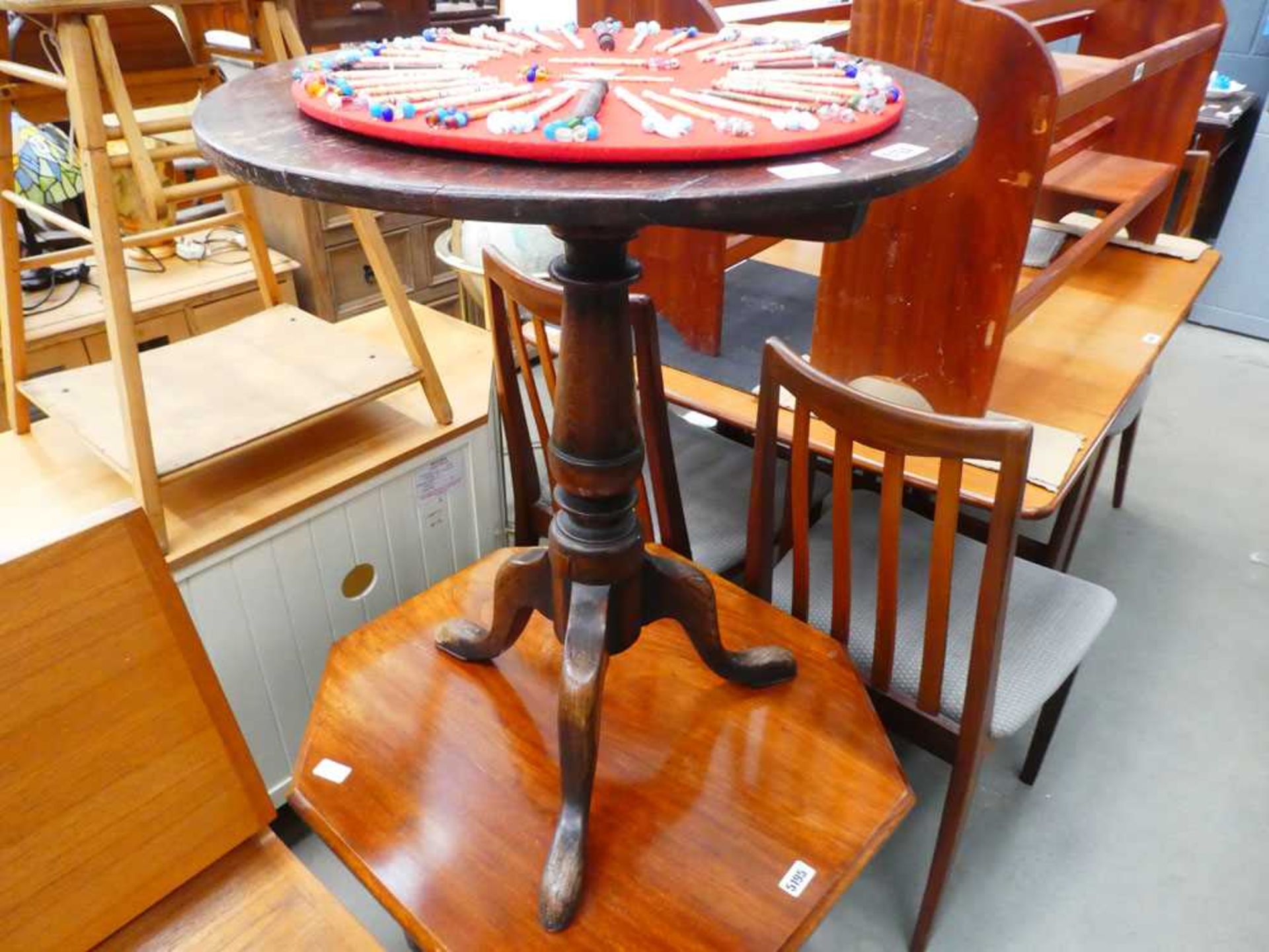 Georgian oak tripod table