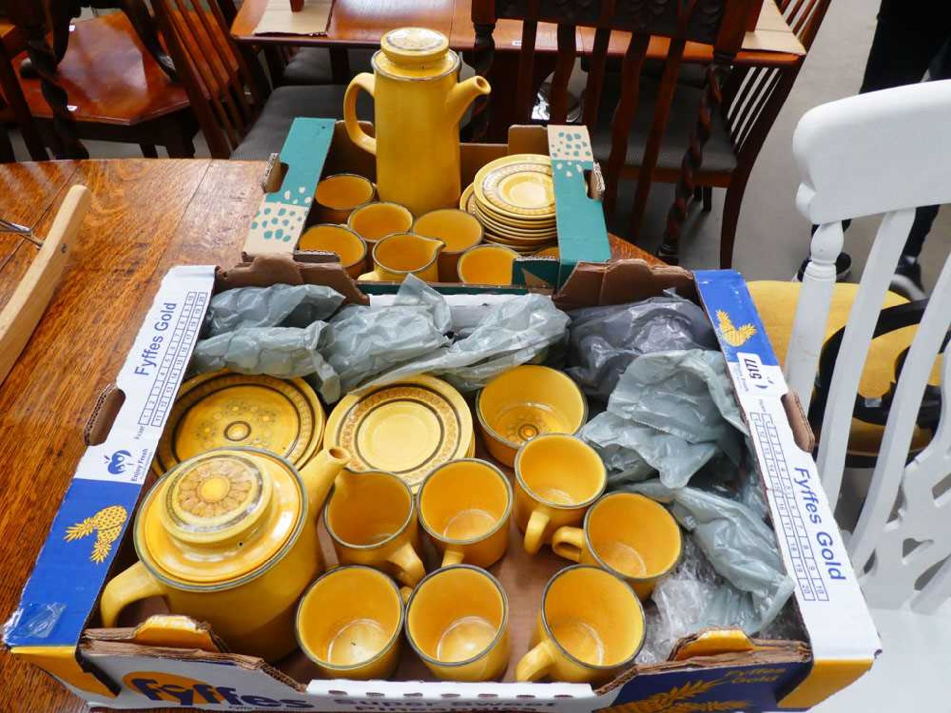 2 boxes containing a qty of floral patterned Franciscan crockery