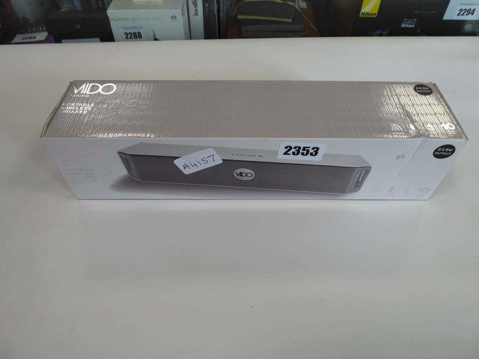 Vido portable wireless speaker in box