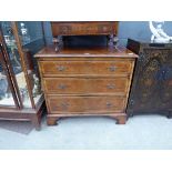 Georgian style chest of 3 drawers