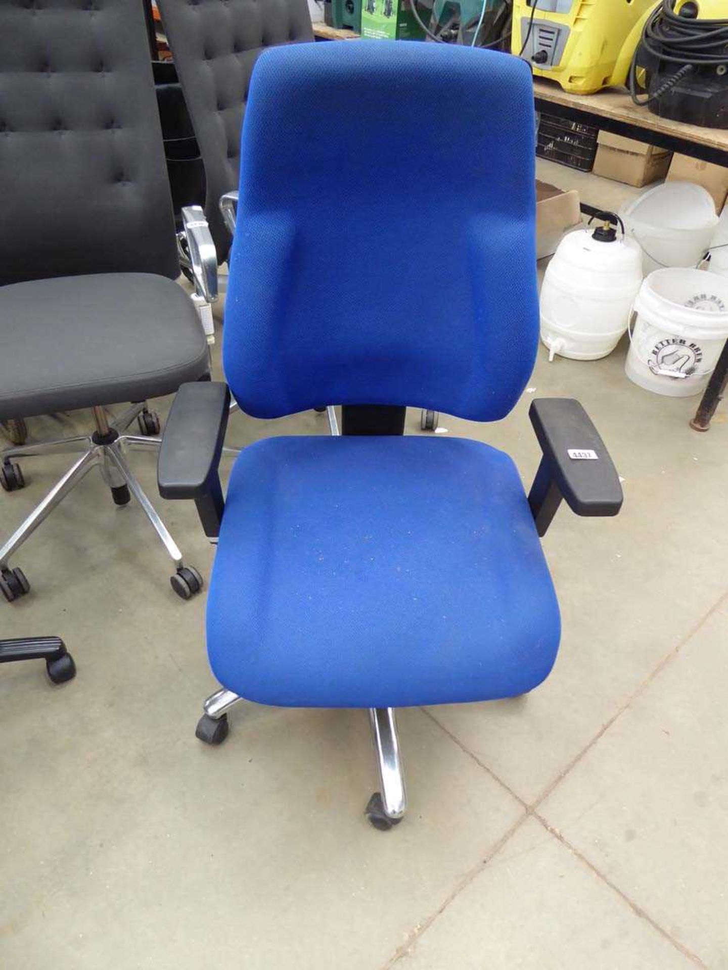Blue cloth office swivel armchair on chrome base