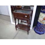 Victorian planter with shelf under