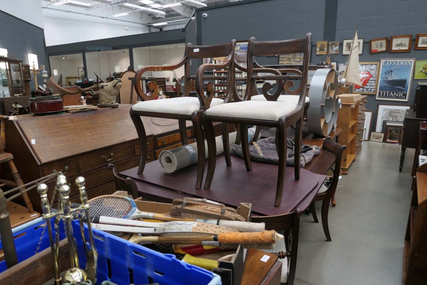 Saleroom 5 Weekly Furniture & Effects