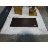 +VAT White shagpile rug (64x90")