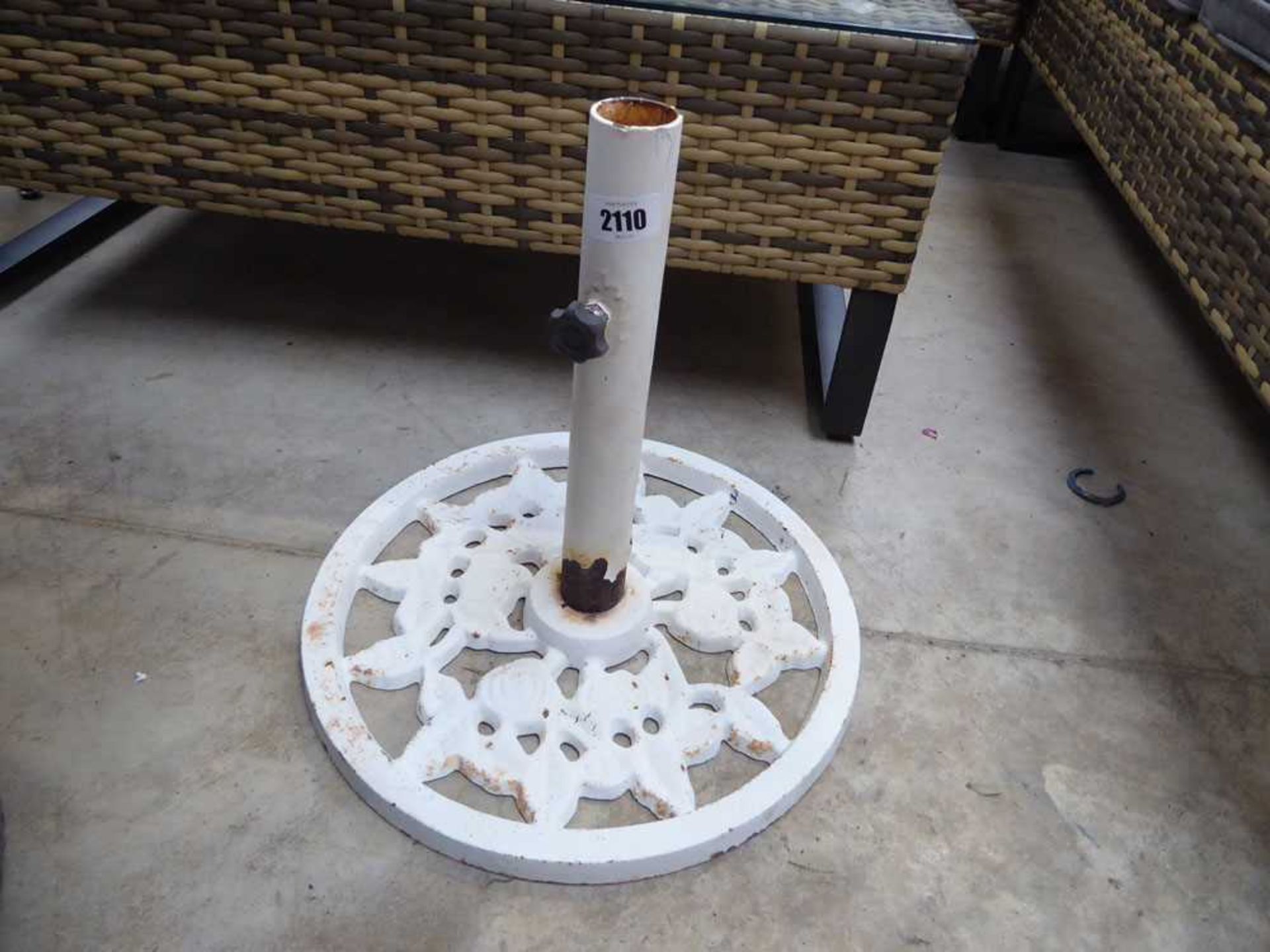 White decorative cast iron parasol base