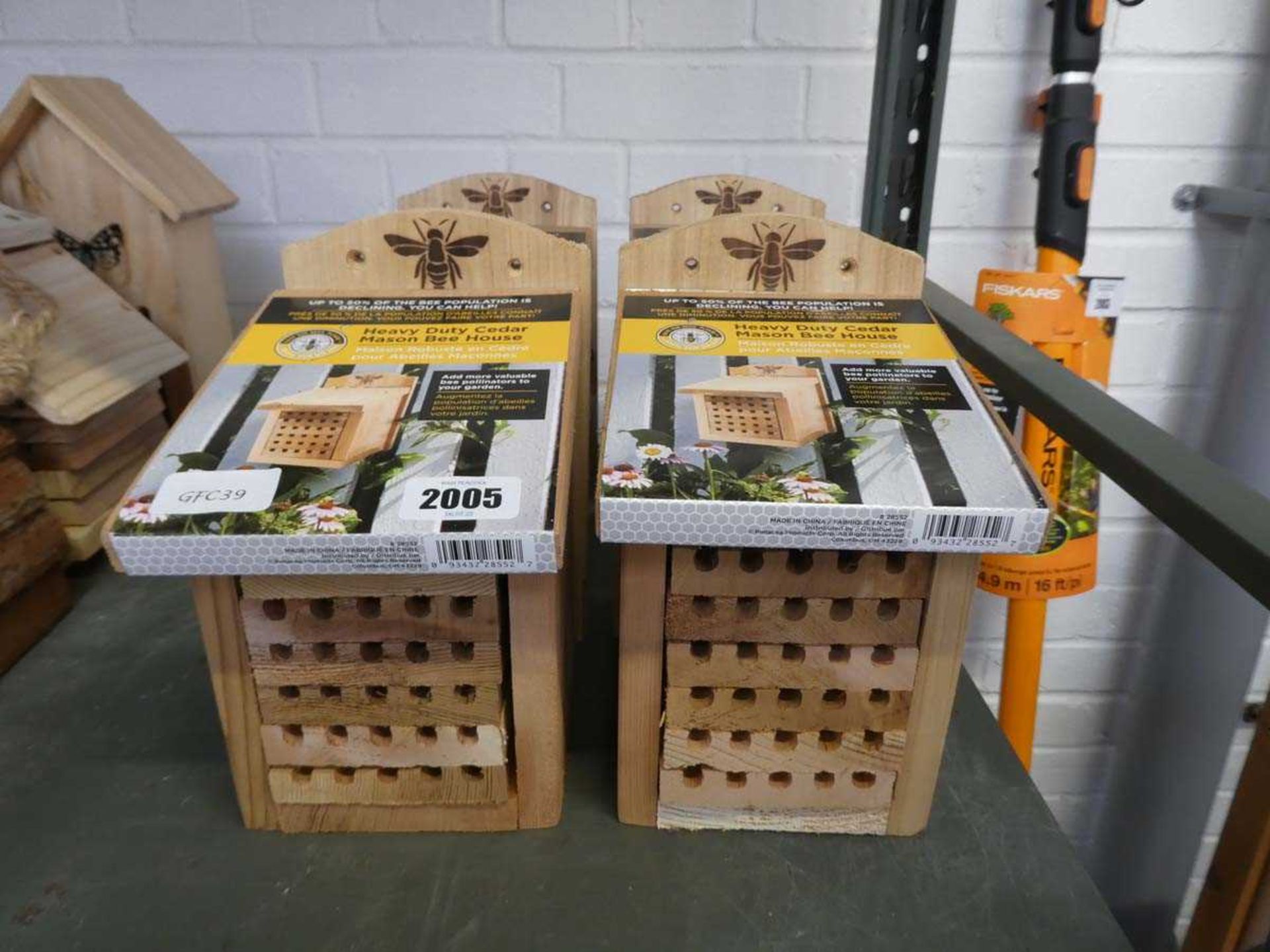 4 wooden heavy duty cedar mason bee houses