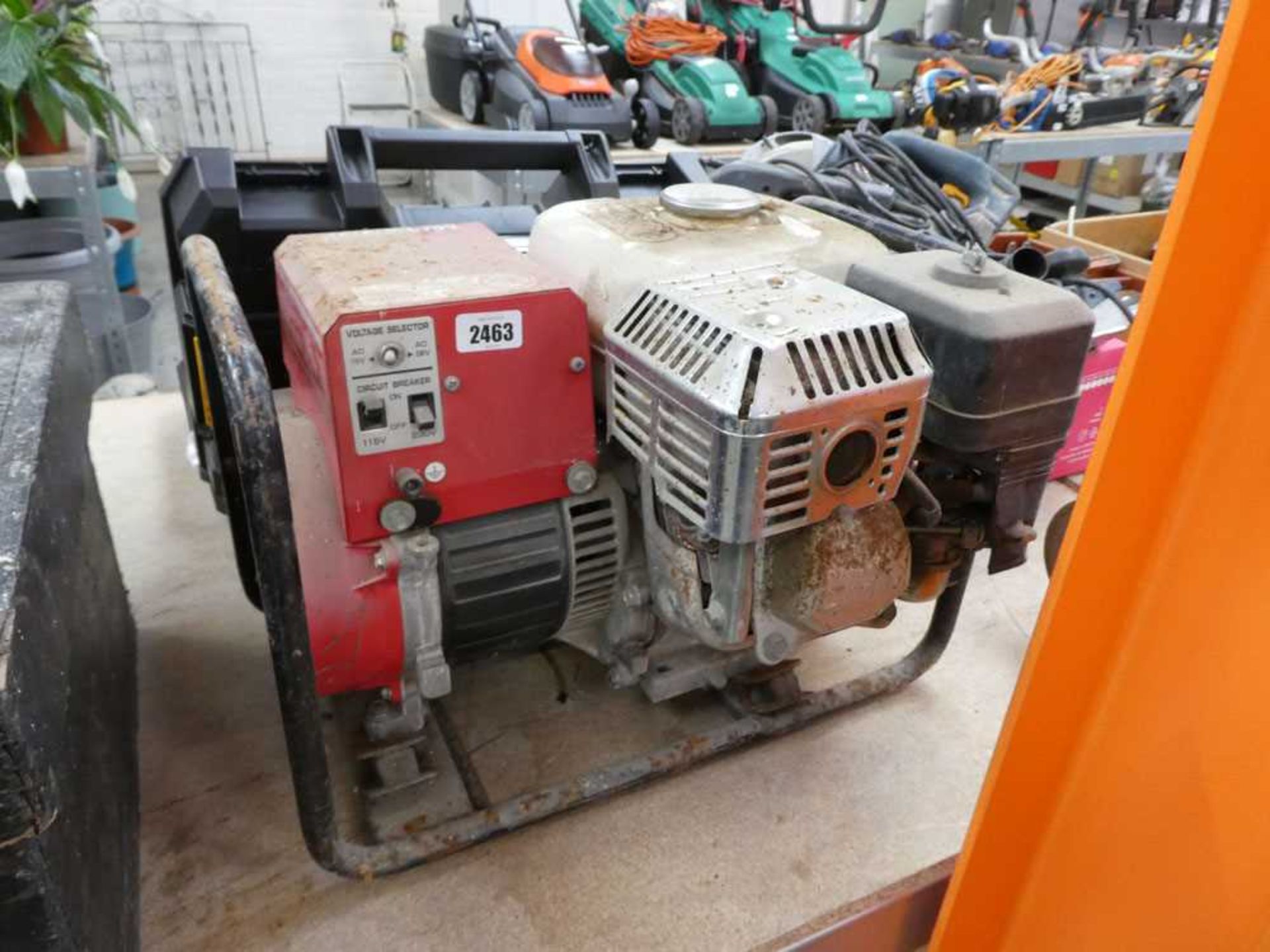 Honda petrol generator with 2 outlets