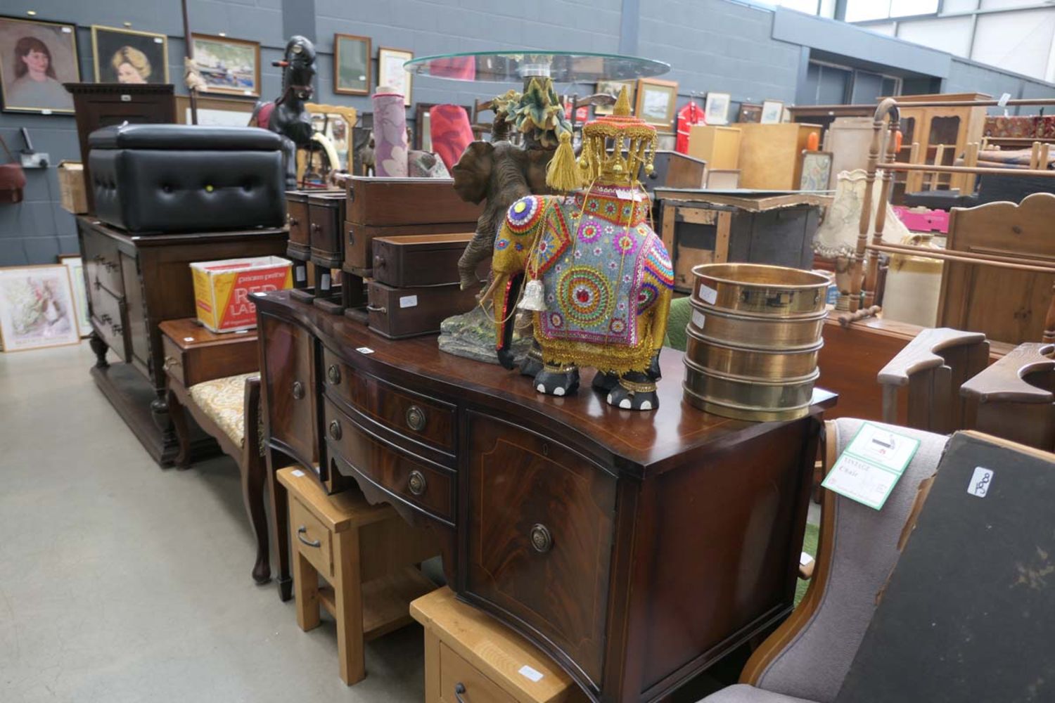 Saleroom 5 Weekly Furniture & Effects