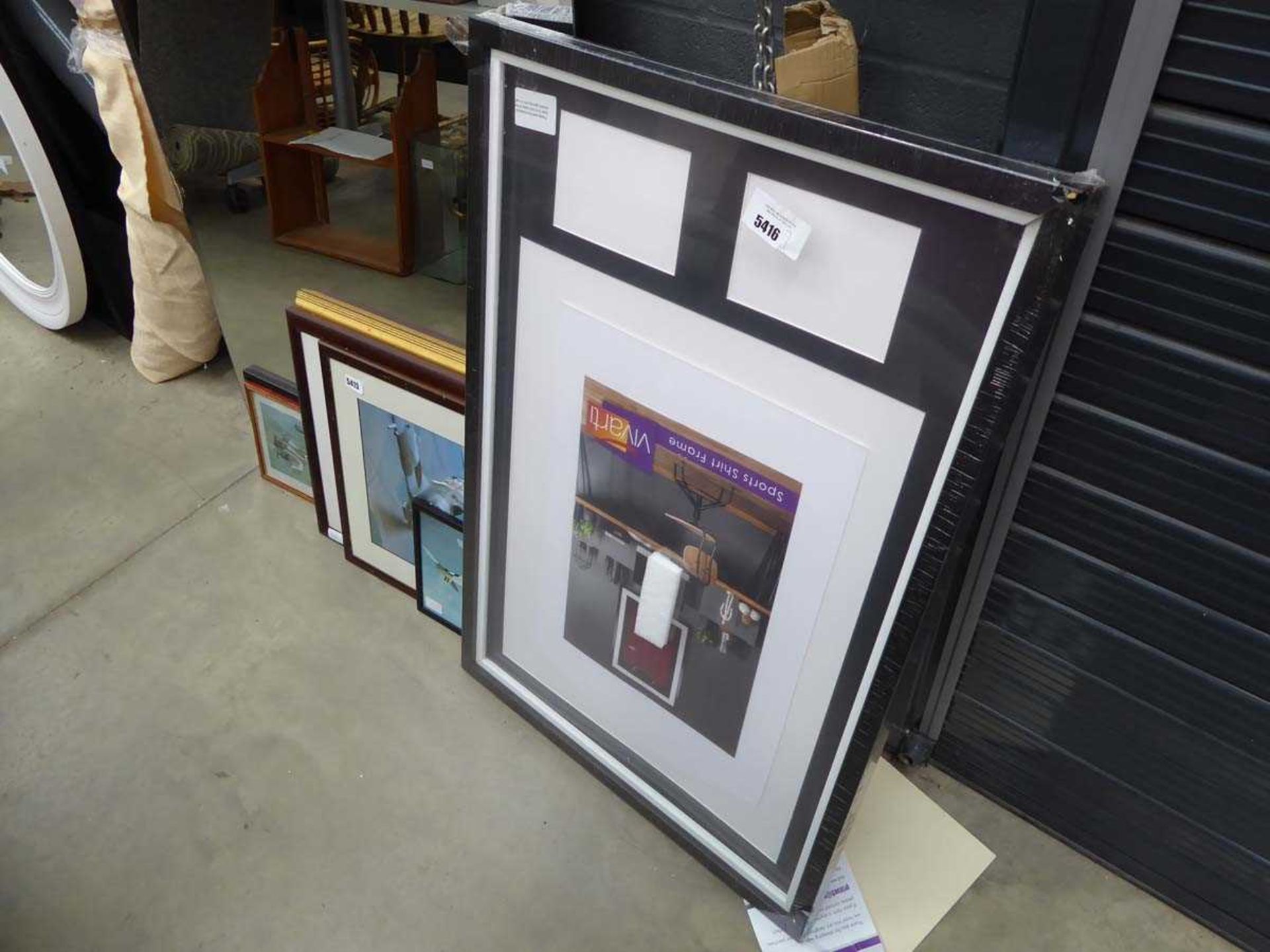 +VAT Picture frame