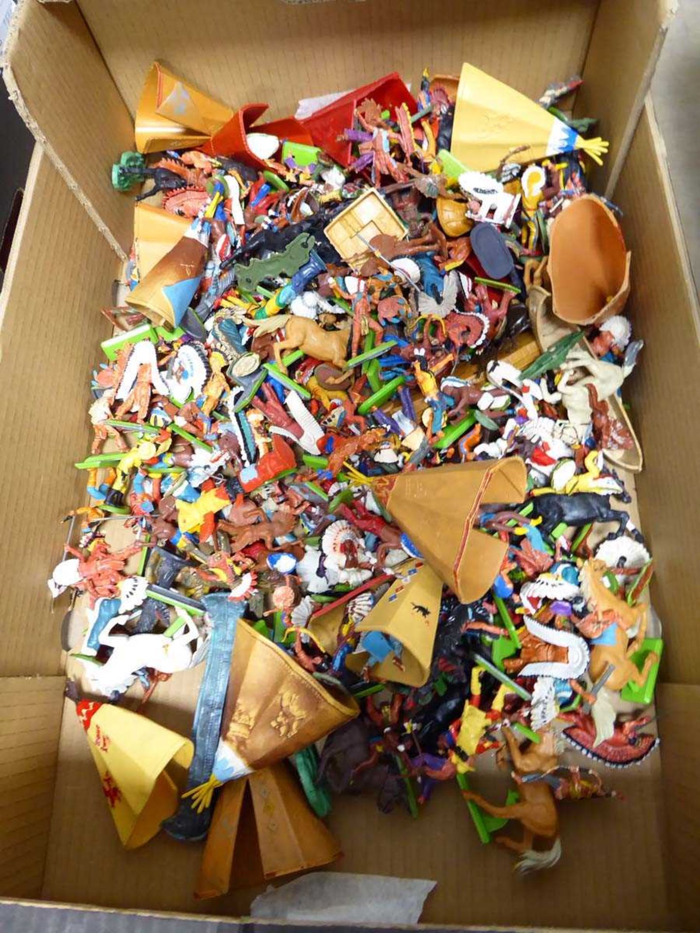 (I) 3 boxes of Britain's Deetail and other figures of Cowboys and Indians, and boxed JoyToys Fort - Image 3 of 3