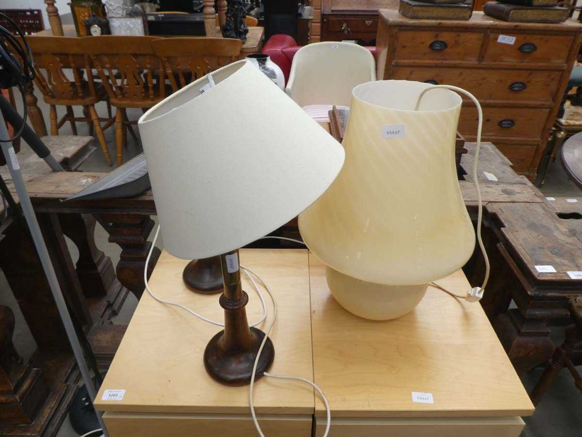 2 modern standard lamps, pair of wooden and brass mounted table lamps and a glass table lamp - Image 2 of 2