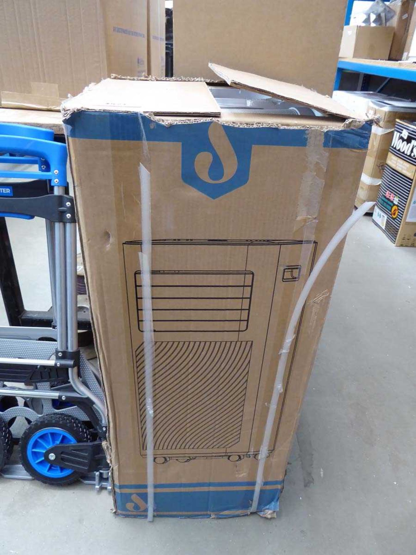 +VAT Boxed air con unit