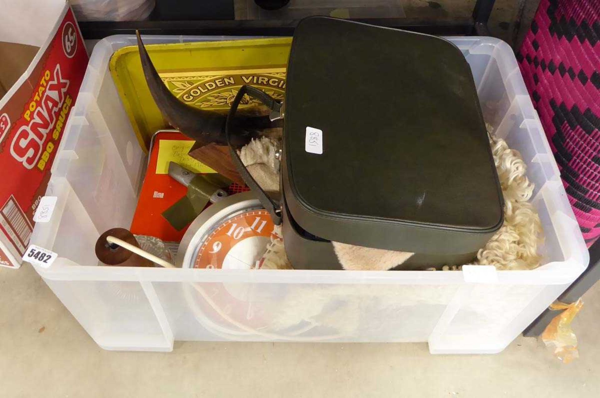 Box containing a cows horn on mount, a case of 1960's doll's clothing, a quartz clock, a David - Image 3 of 3