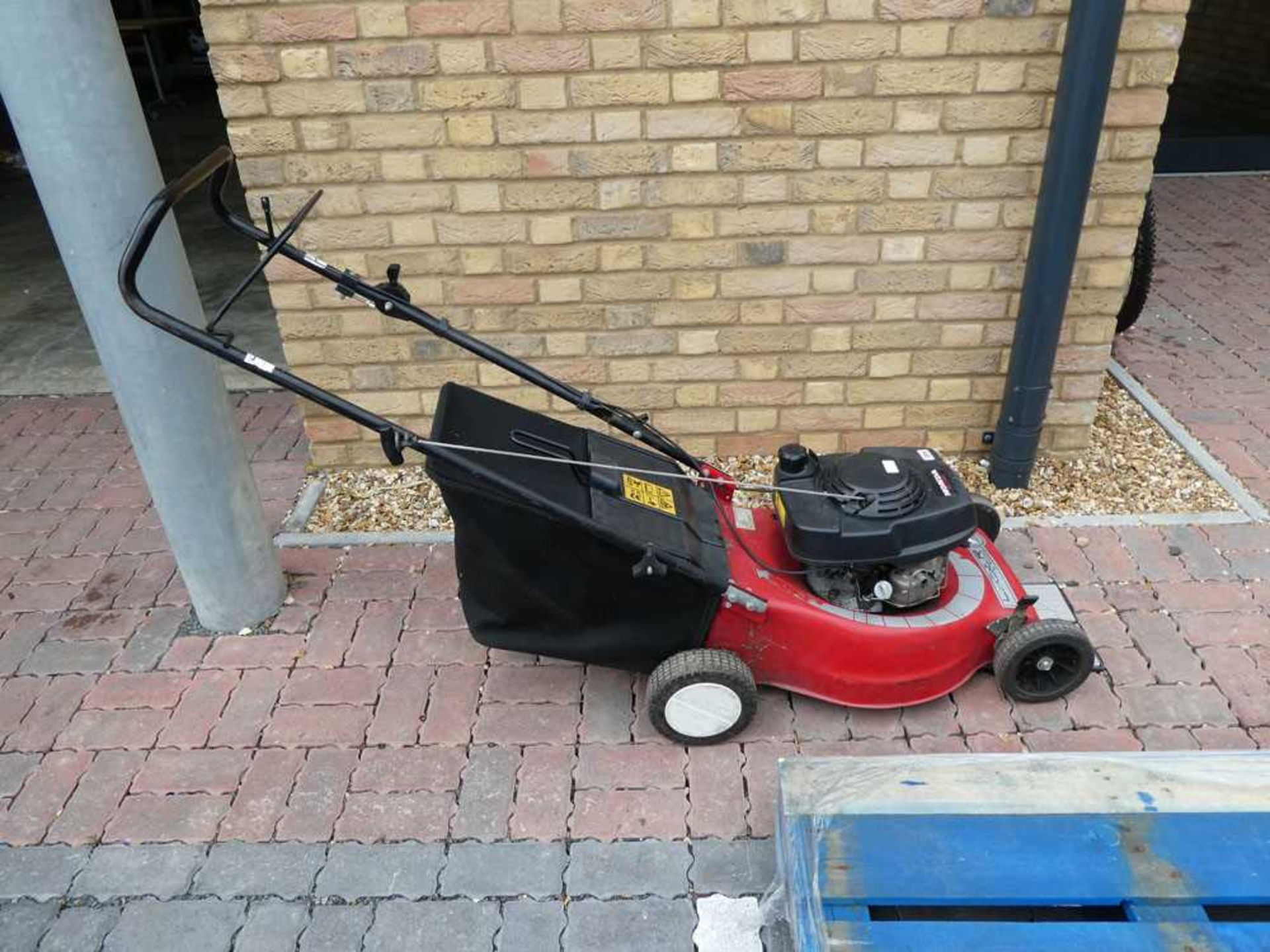 Honda Laser hand propelled petrol lawnmower