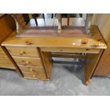 Modern pine dressing table with 4 drawers