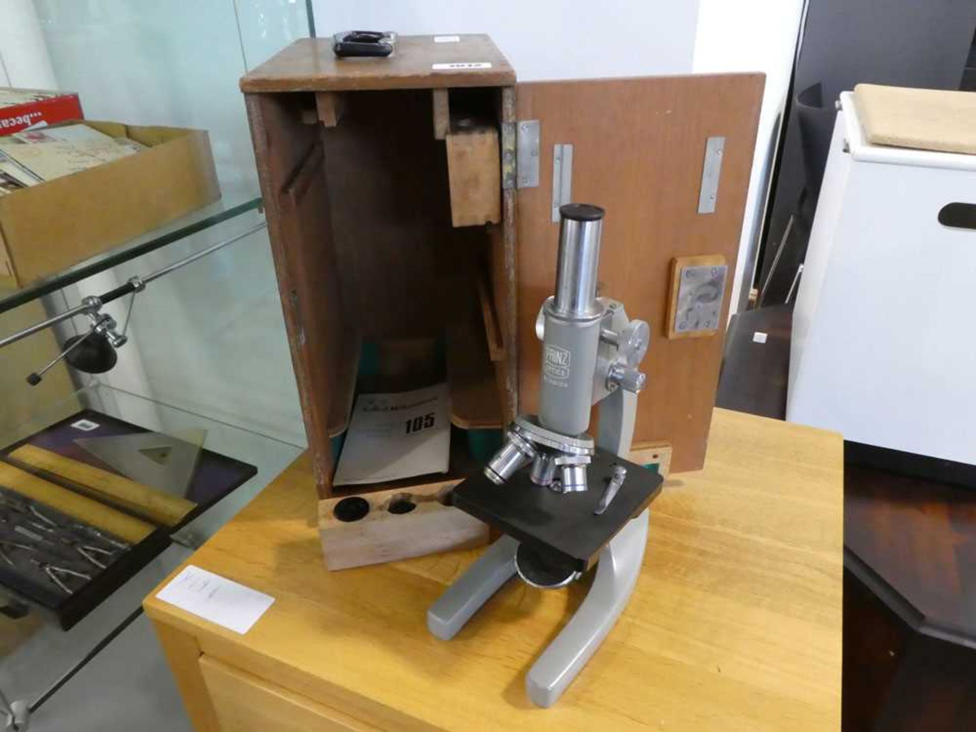 Cased microscope, Prinz Optics no. 56109 - Image 2 of 3