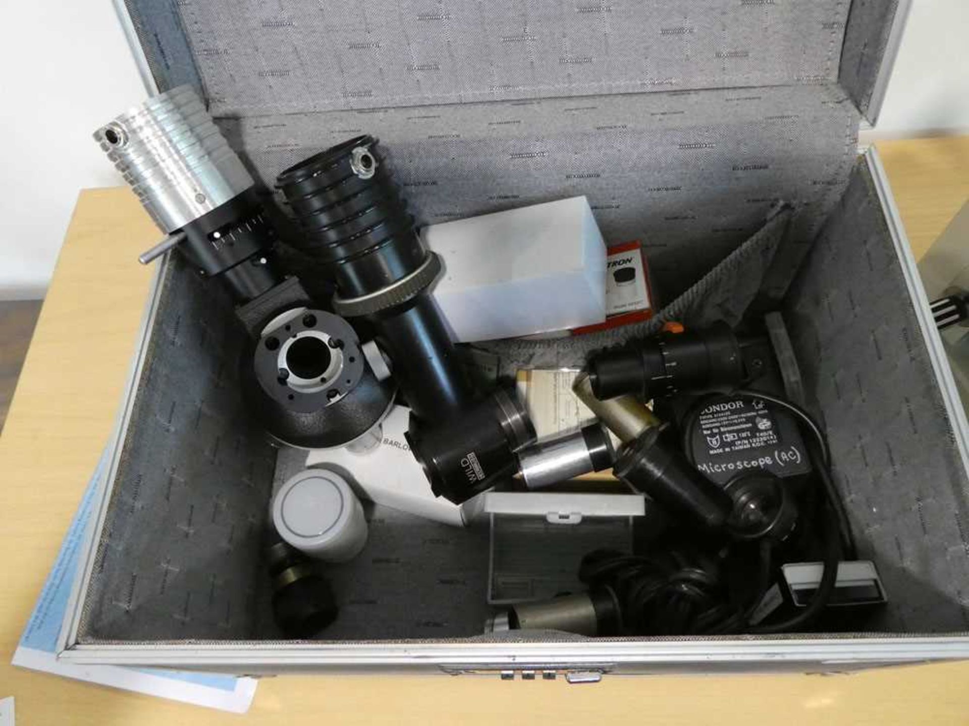 Bresser optik 894302 microscope in aluminum case with various accessories - Image 3 of 3