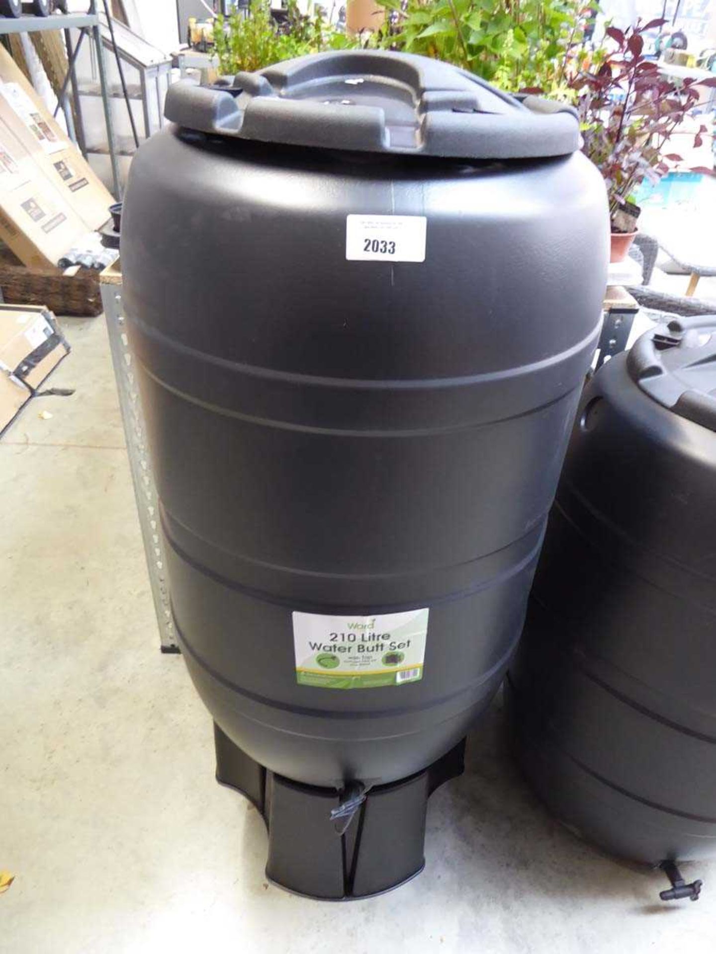 +VAT Ward 210L water butt with stand and lid