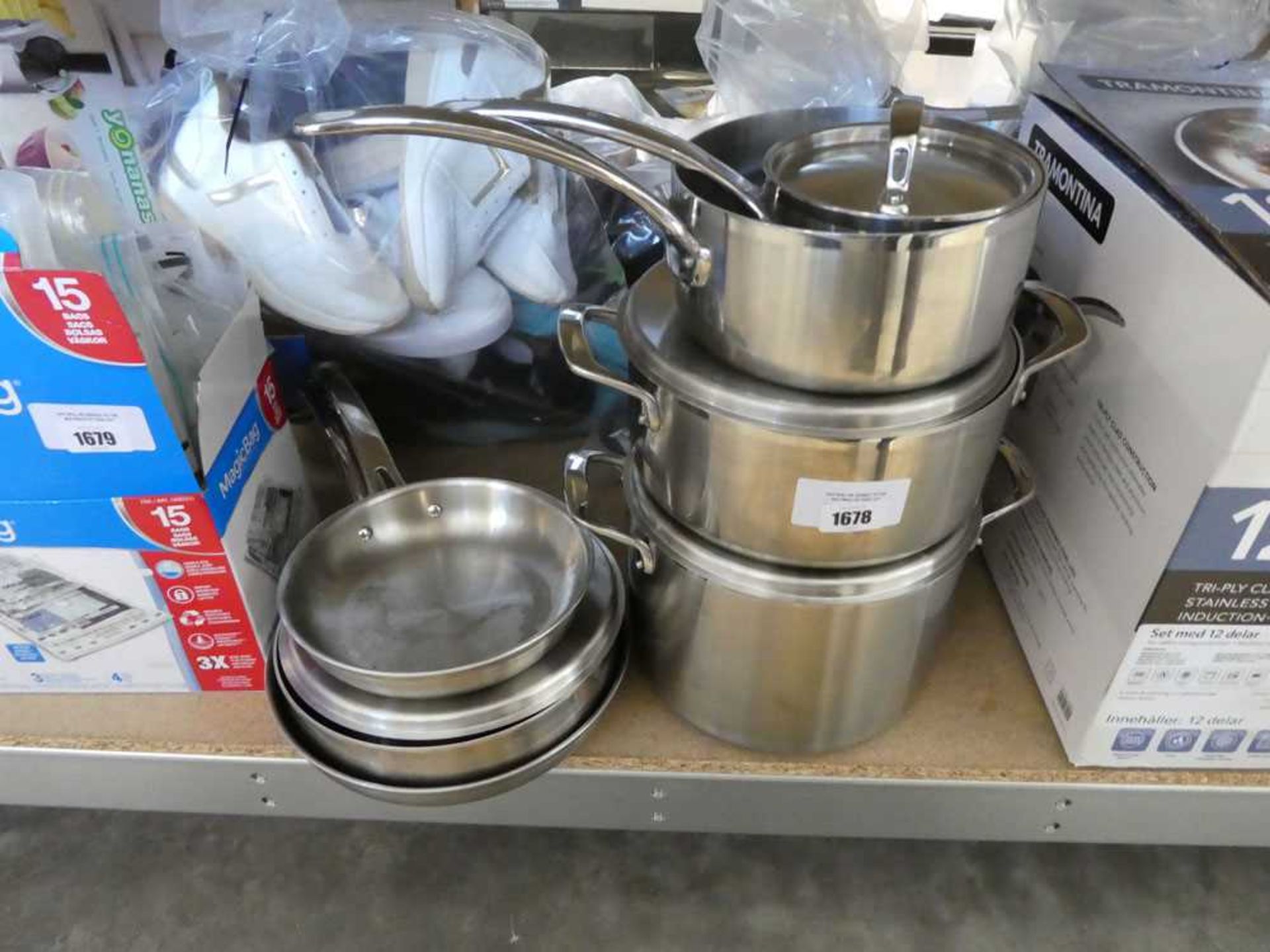 +VAT Unboxed set of Tramontina pots and pans