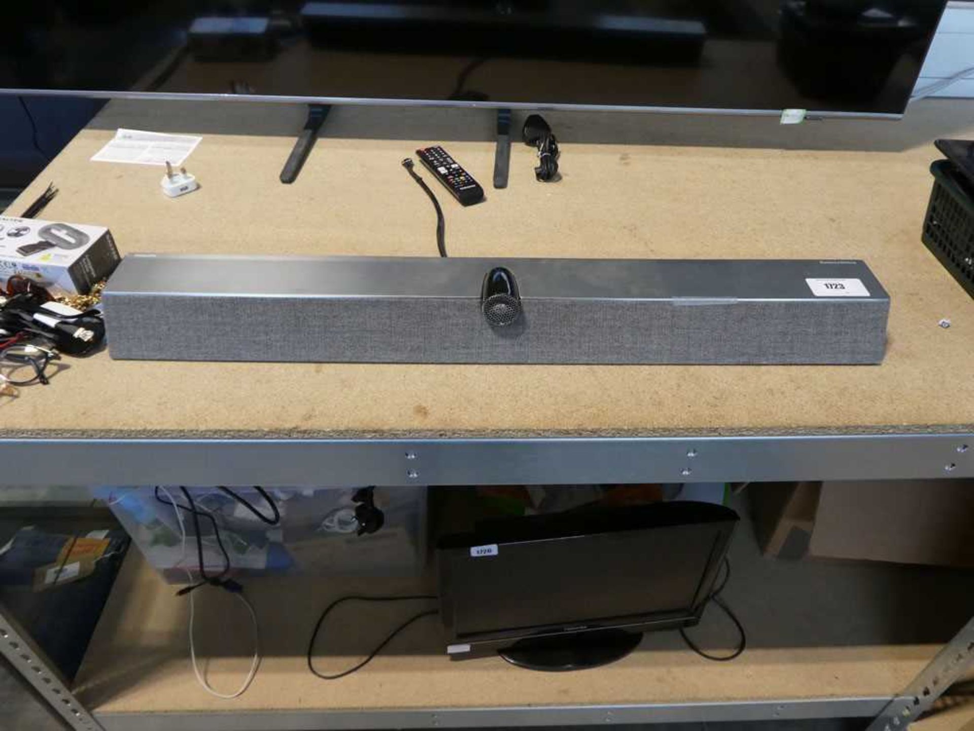 +VAT Bowers & Wilkins Philips TV sound bar