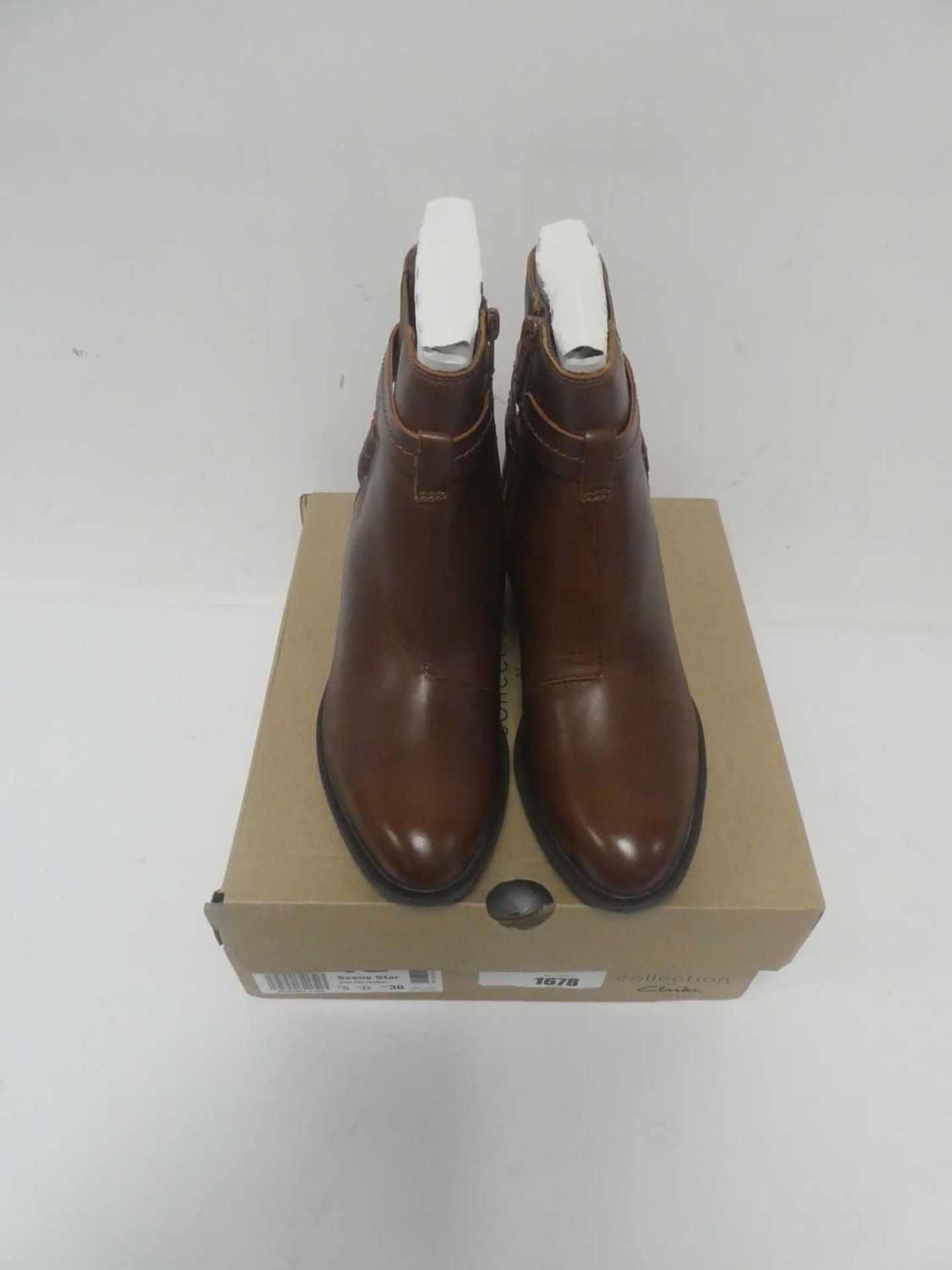 +VAT Clarks Scene star dark tan leather boots size UK5 (boxed)