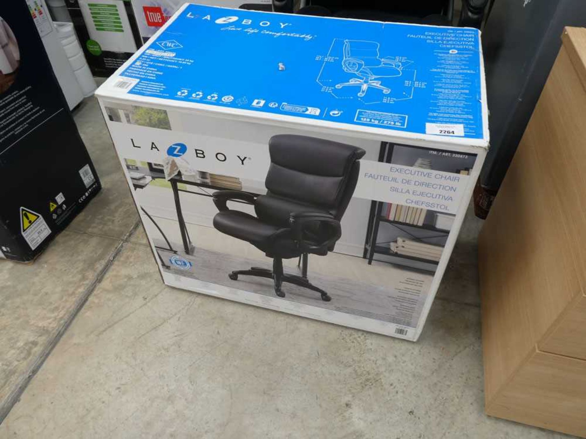 +VAT Boxed La-Z-Boy black leatherette office armchair