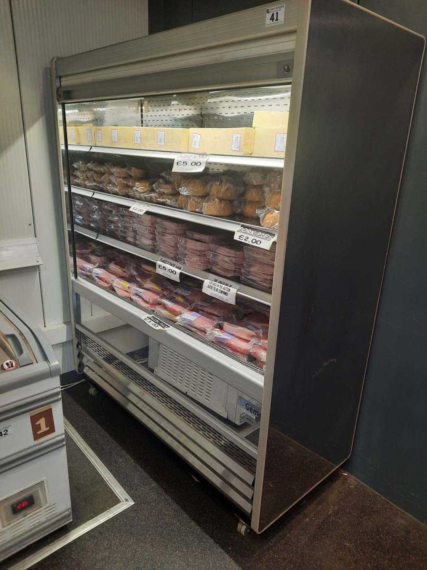 +VAT 151cm x 67cm Williams Gem multideck display fridge