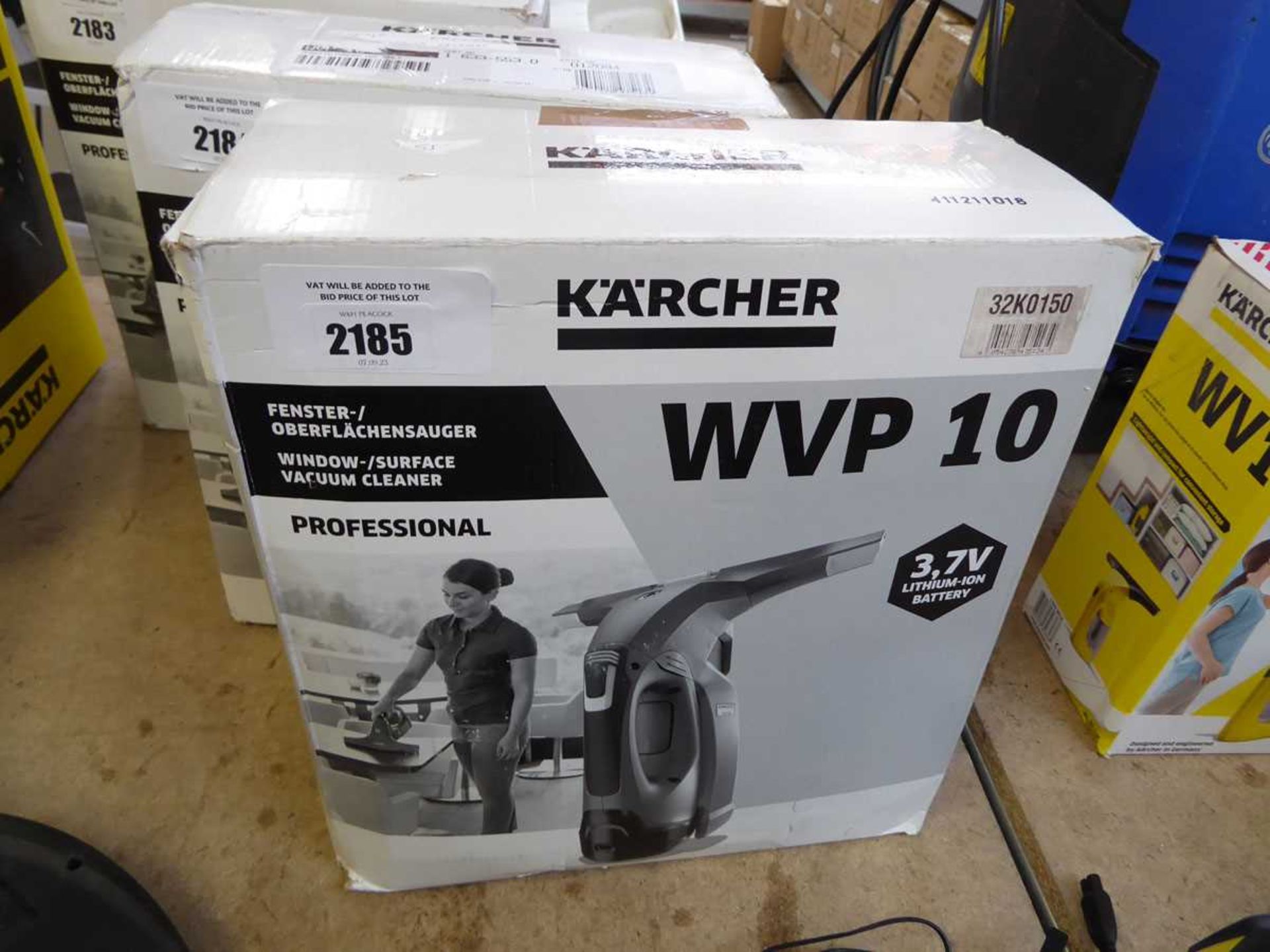 +VAT Boxed Karcher WVP 10 cordless window/surface vacuum cleaners