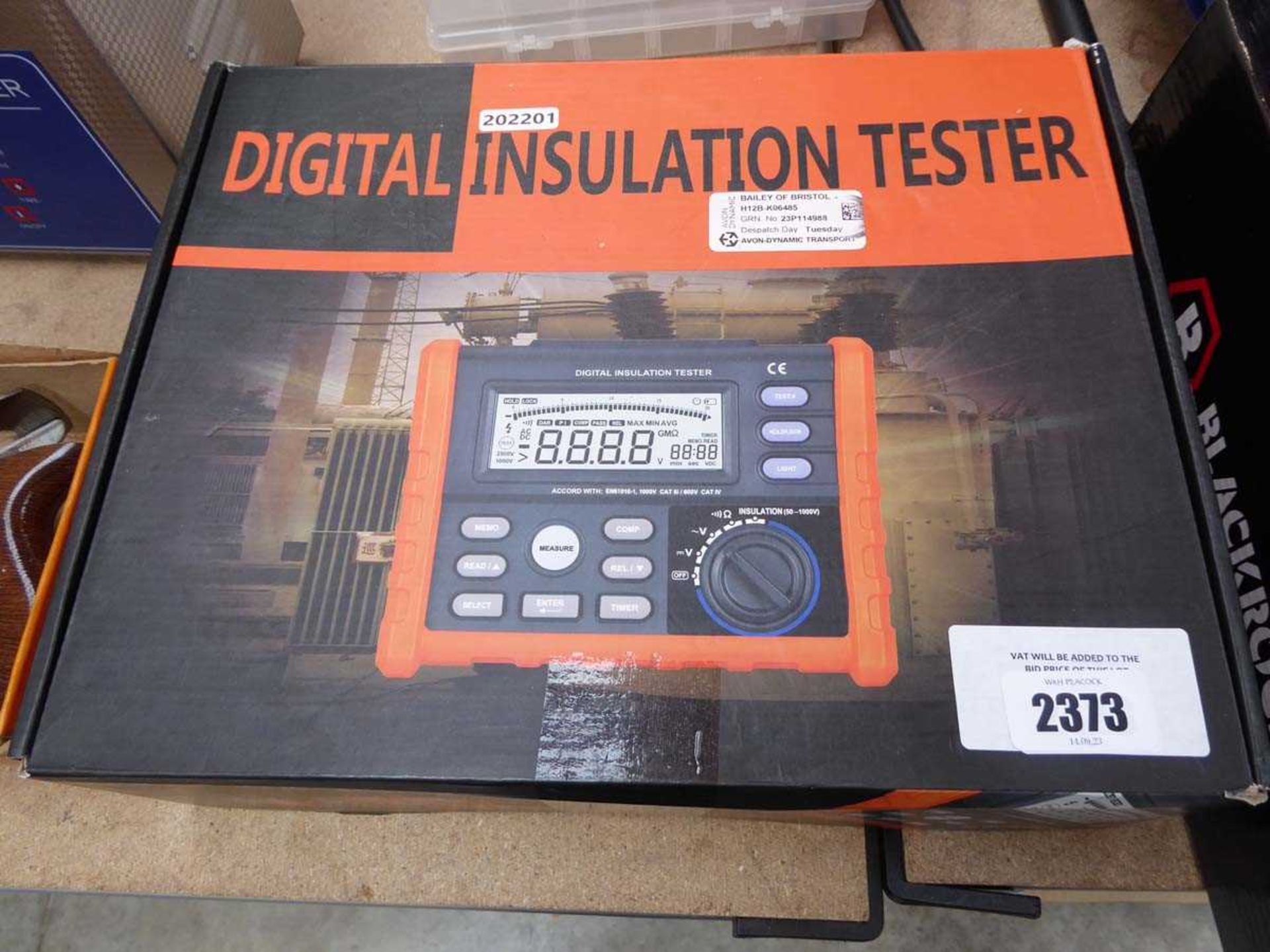 +VAT Boxed digital insulation tester