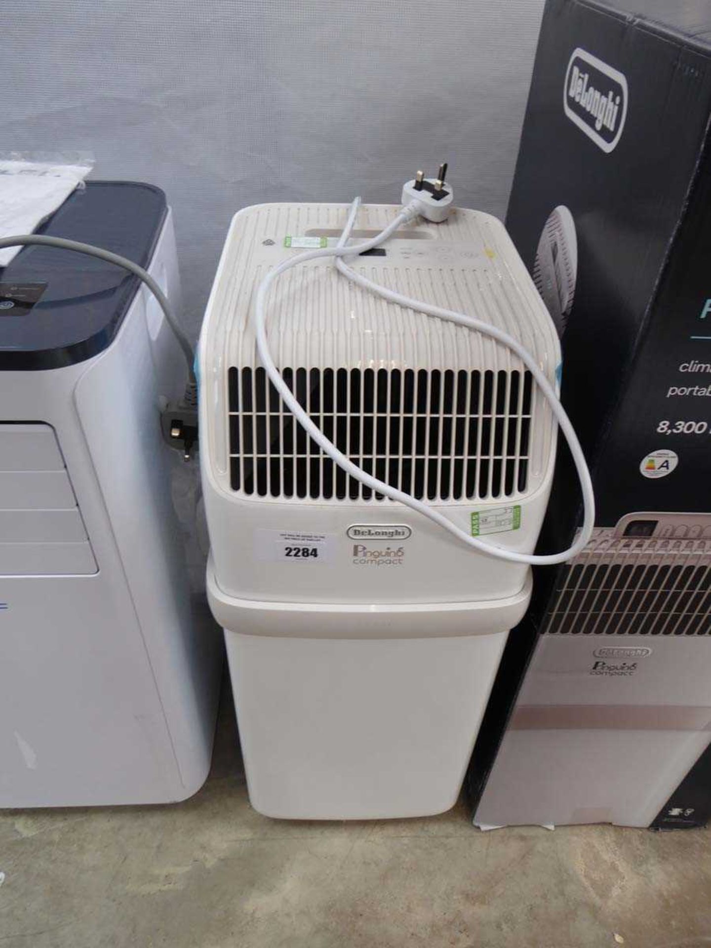 +VAT Unboxed De'Longhi Pinguino compact portable air conditioning unit
