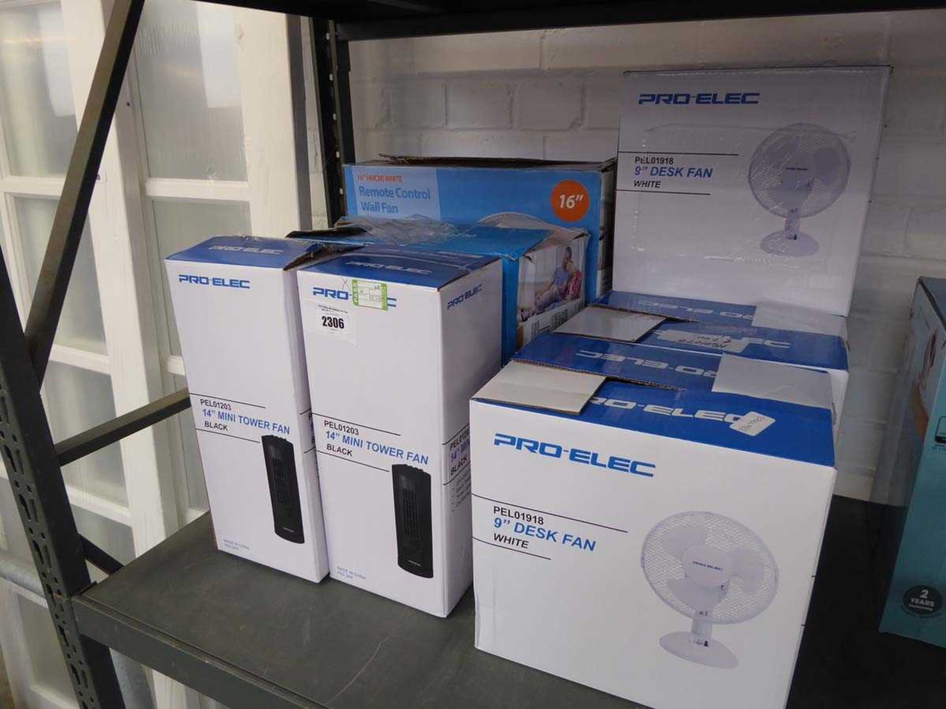 +VAT 5 boxed 9" desk fans together with a 16" wall fan and a 14" mini tower fan