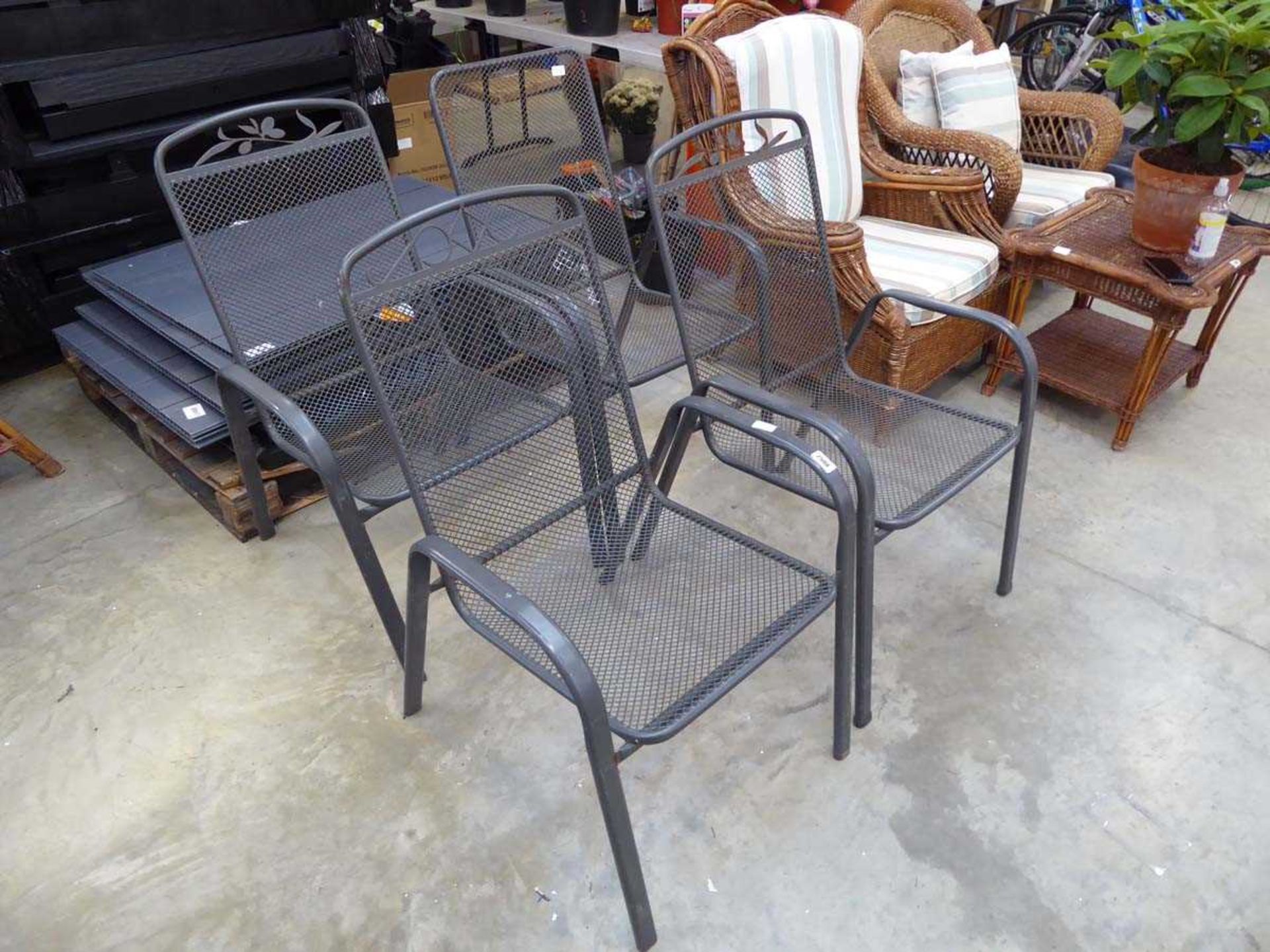 Set of 4 metal mesh garden armchairs