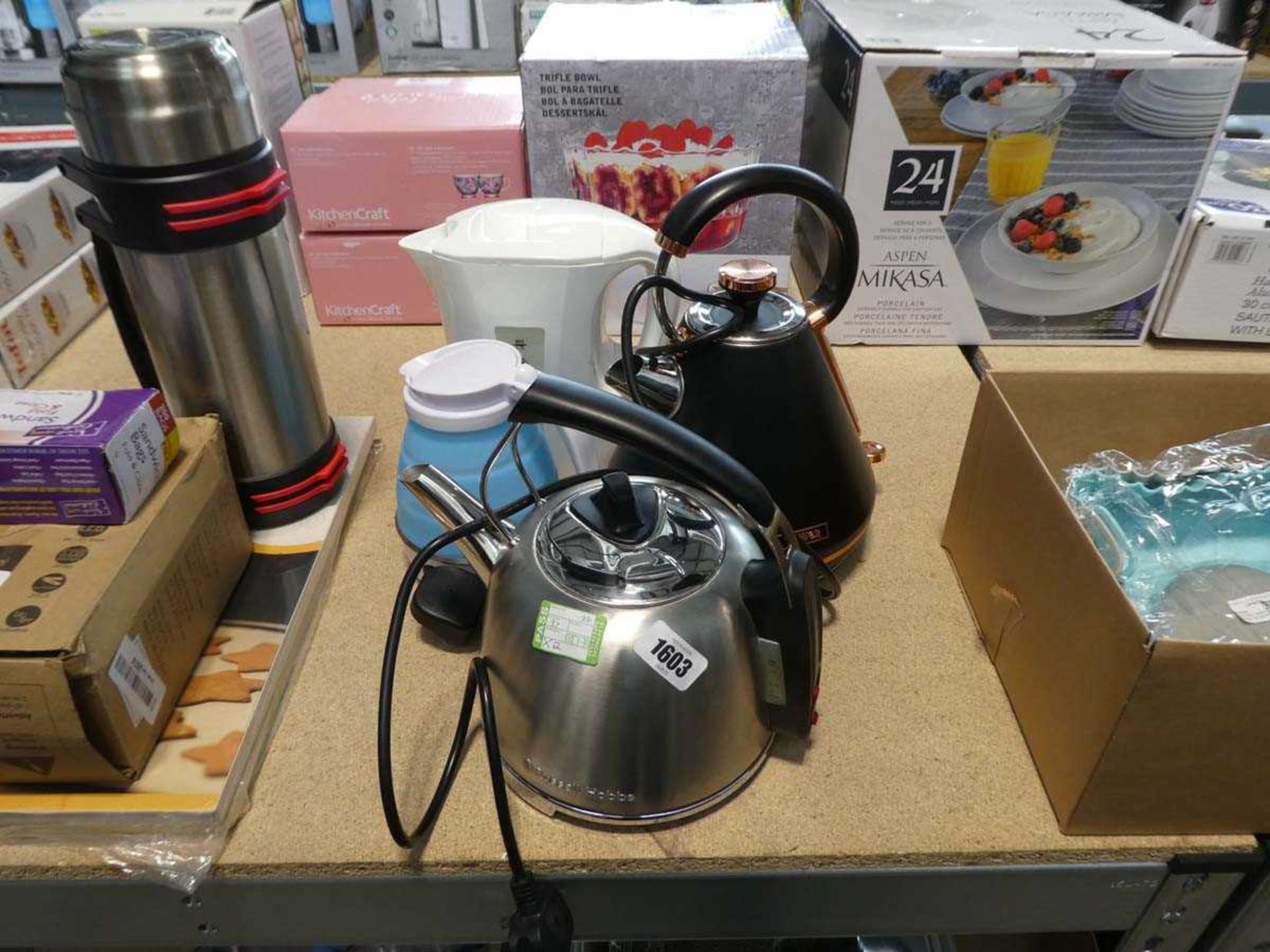 +VAT Unboxed kettles incl. Russell Hobbs, Tower, etc.