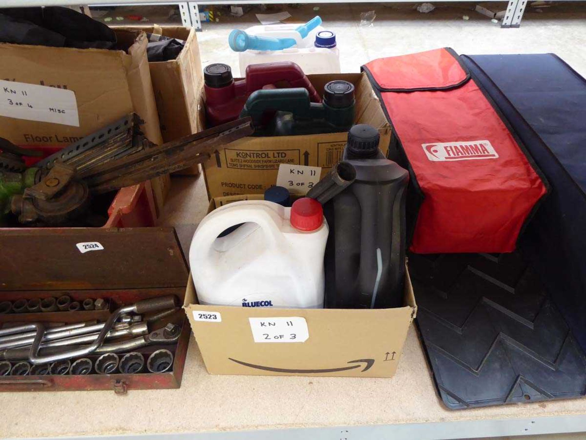 Quantity of various engine oil, anti freeze and adblue