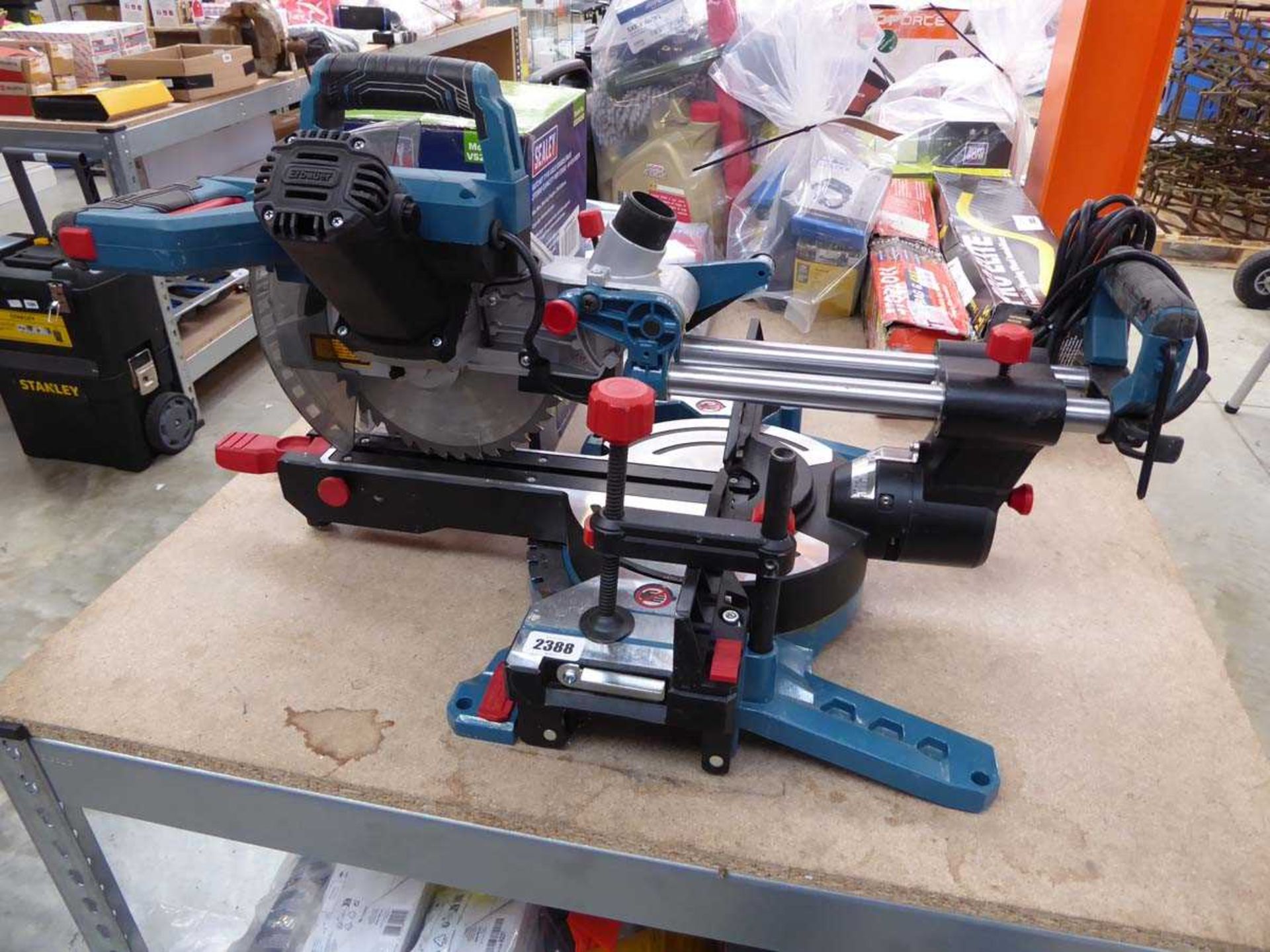 Erbauer 240V cross cut saw