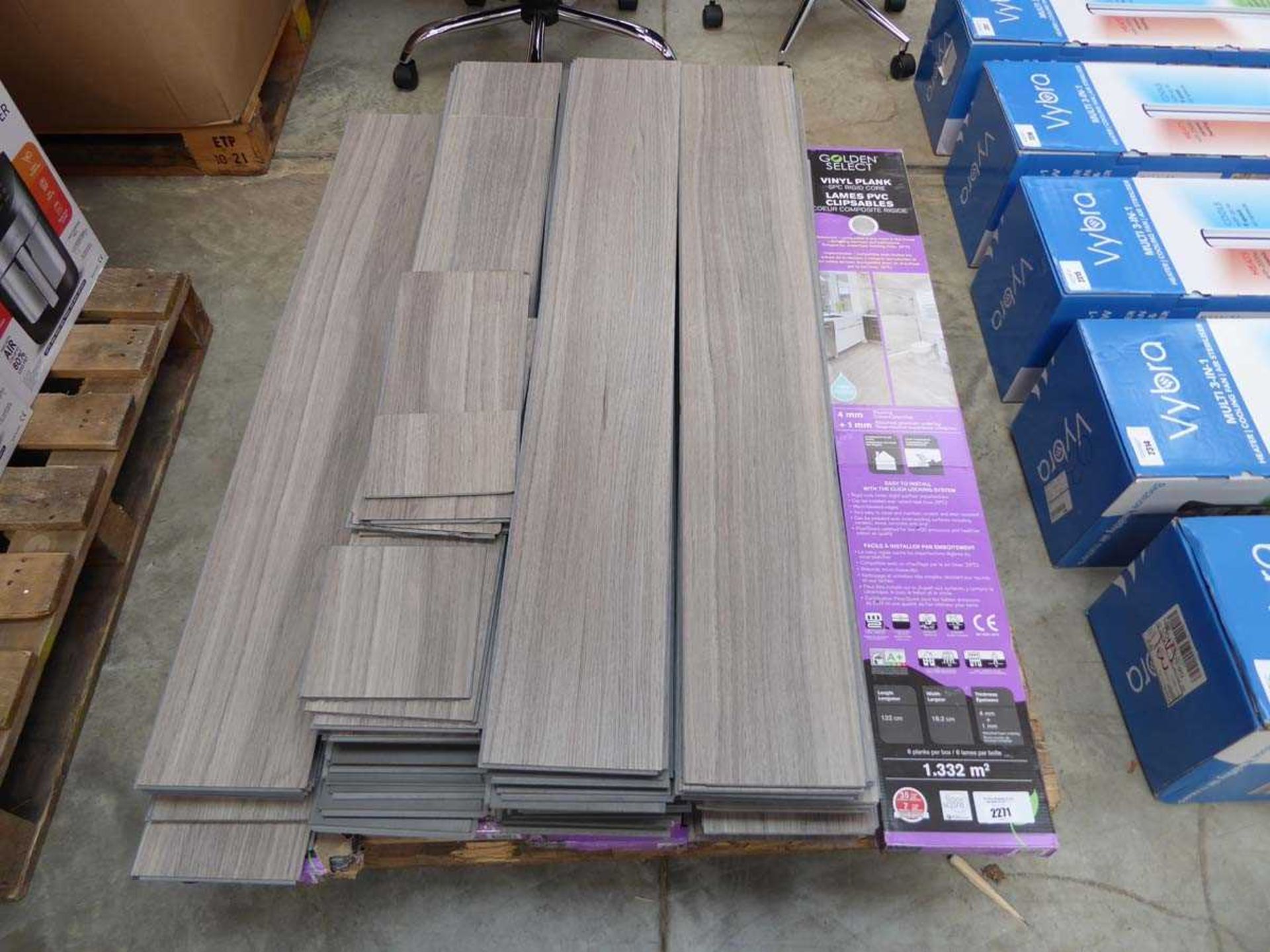 +VAT Pallett containing a large quantity of Golden Select vinyl plank flooring