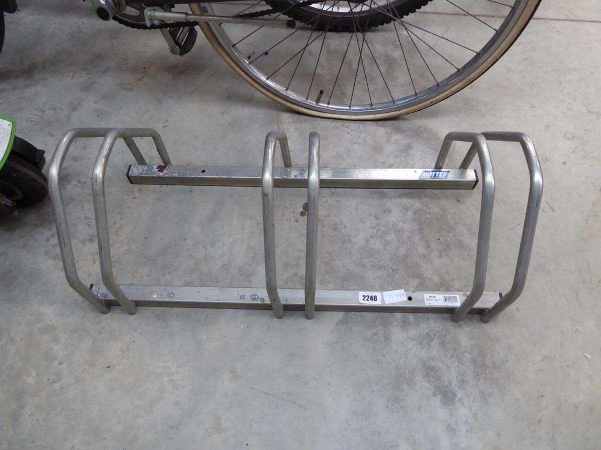 Chrome 3 section bike rack